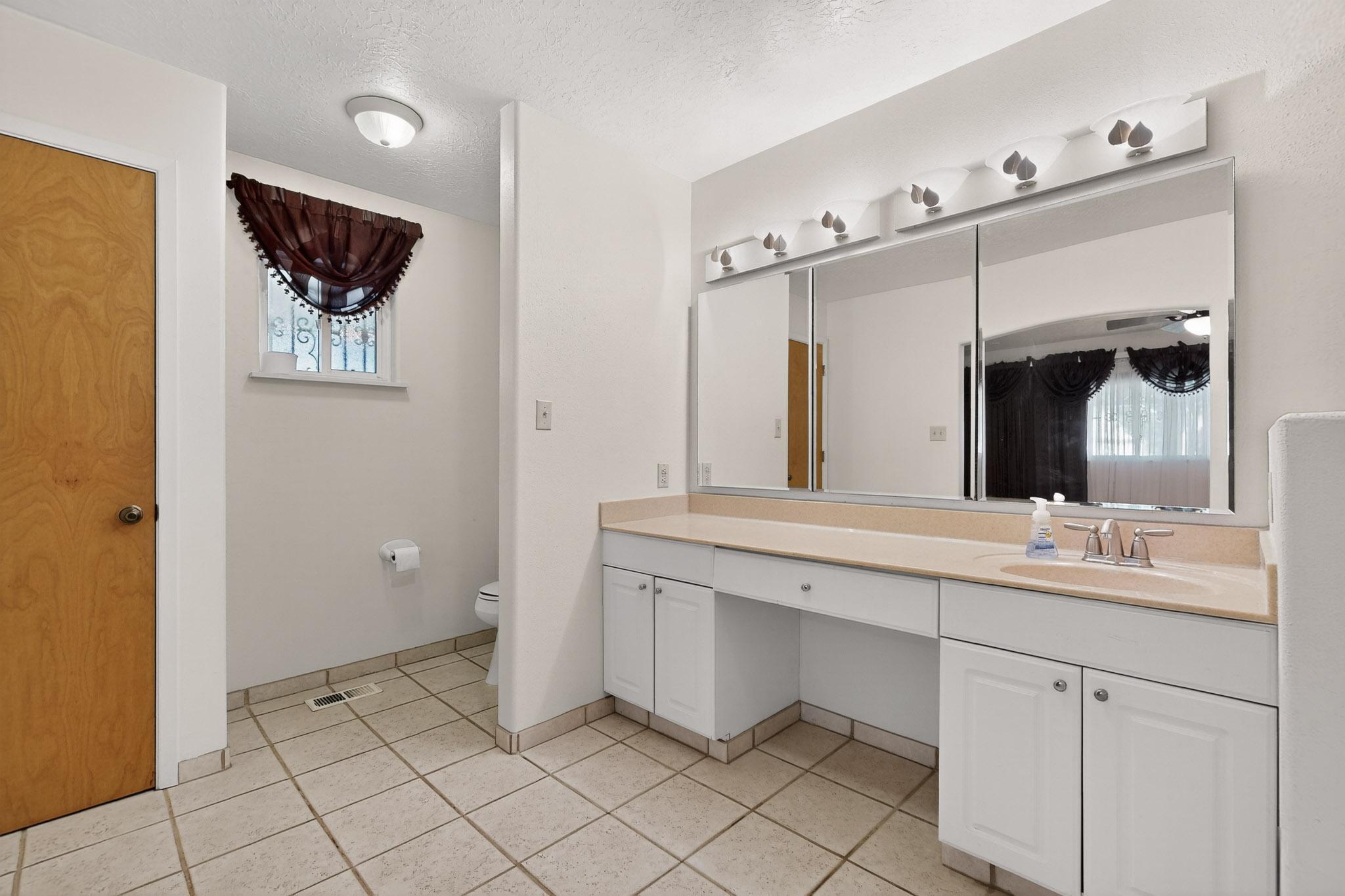 1919 La Poblana Road NW