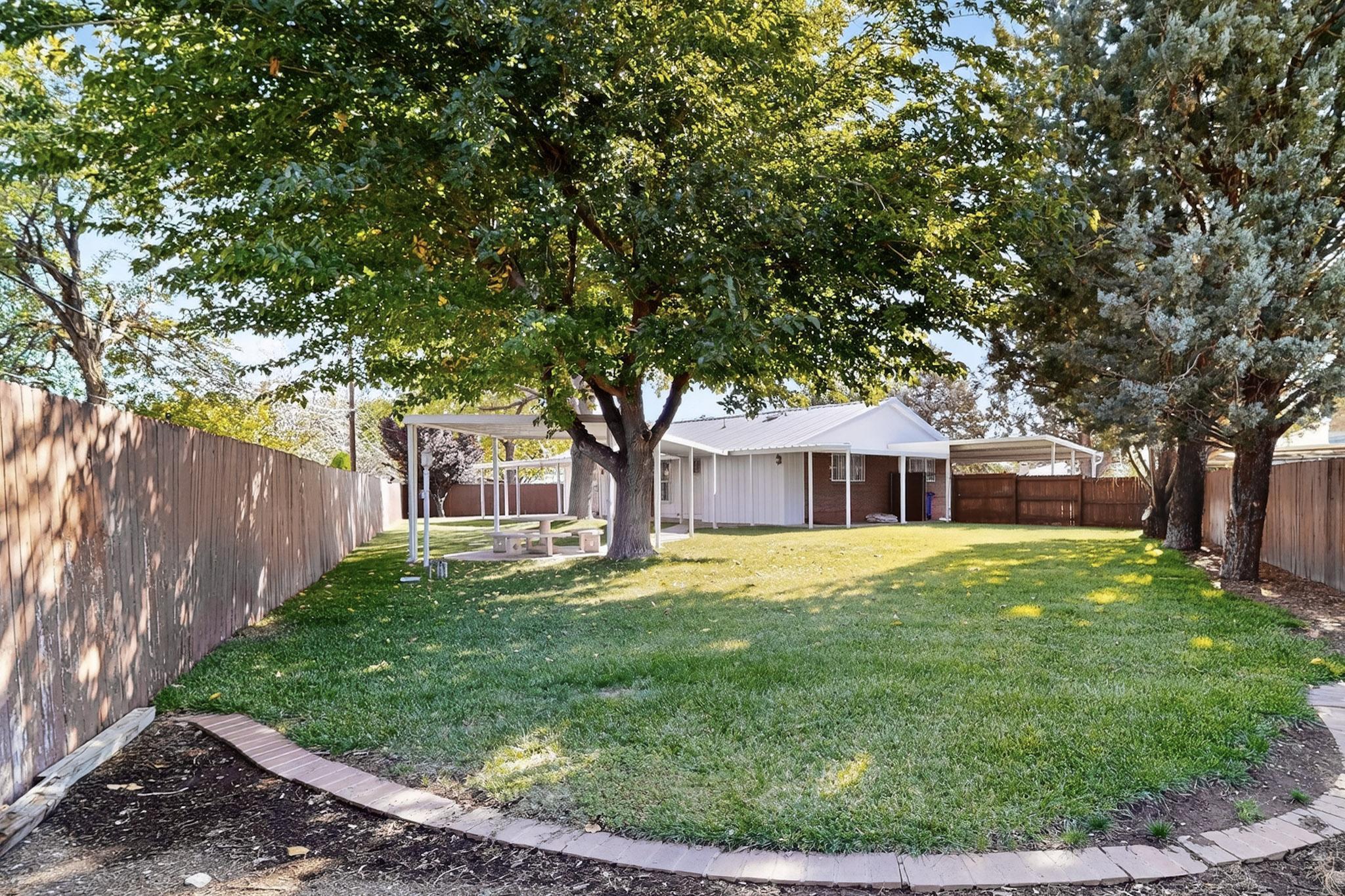 1919 La Poblana Road NW