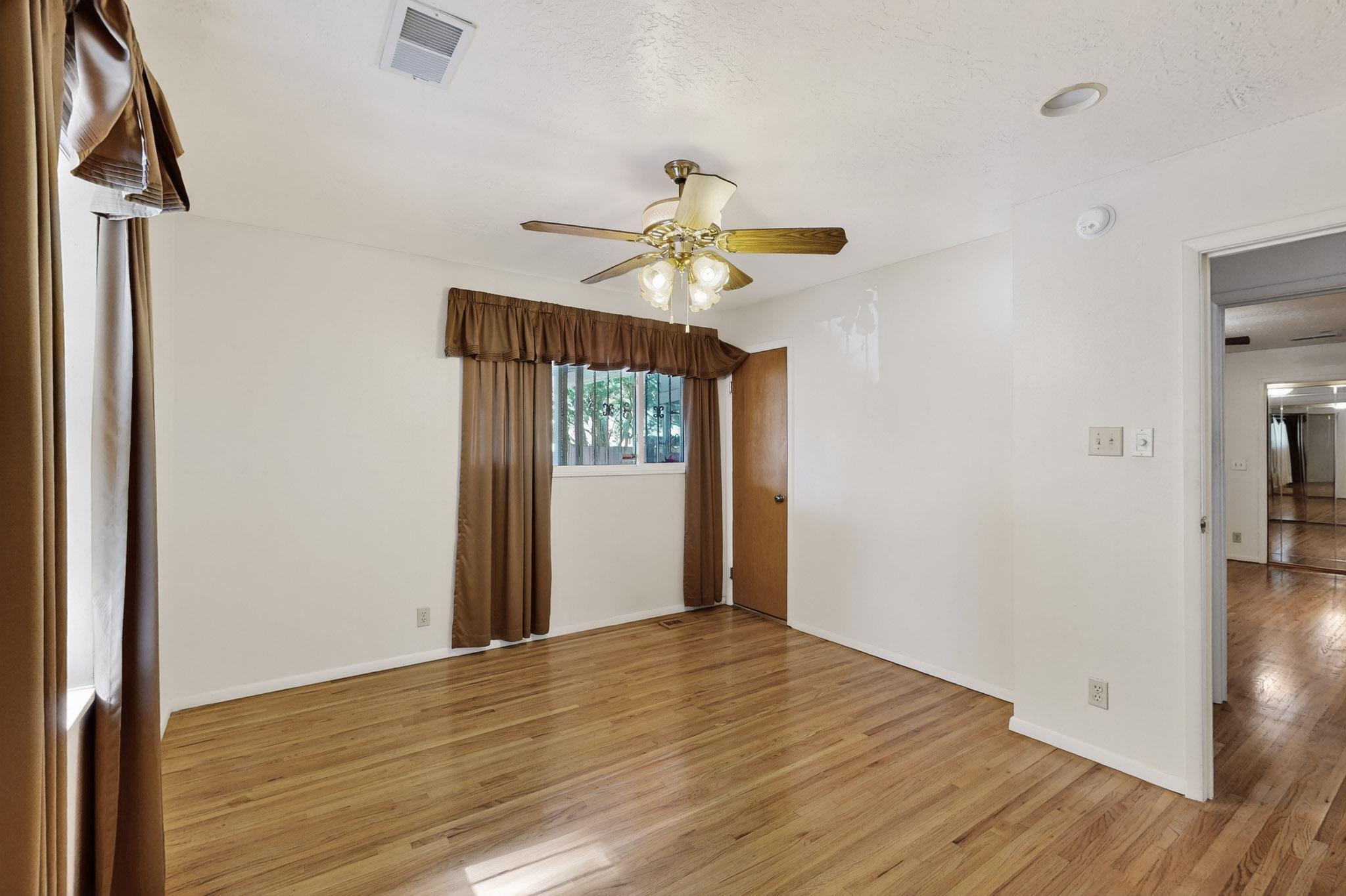 1919 La Poblana Road NW