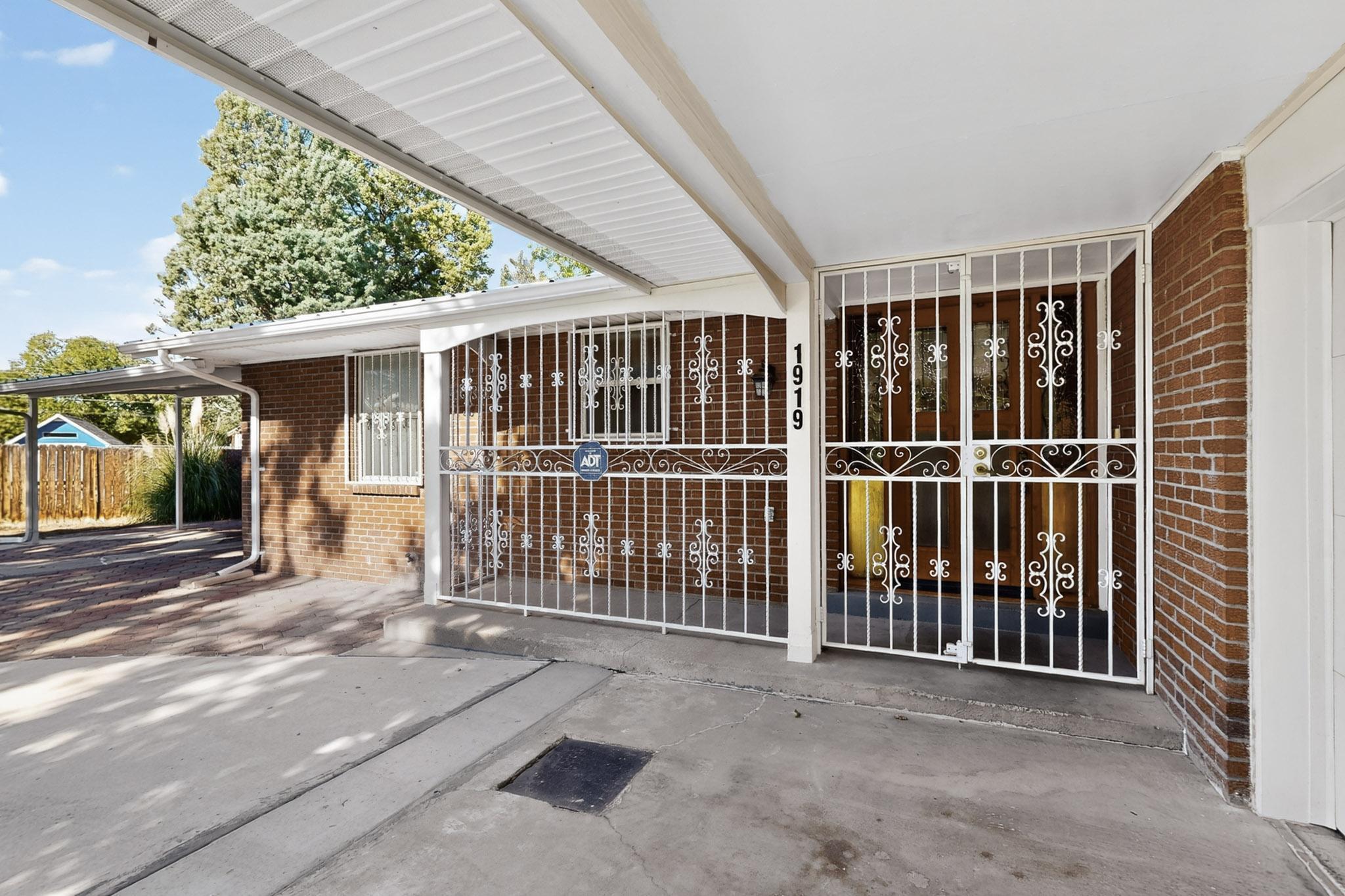 1919 La Poblana Road NW