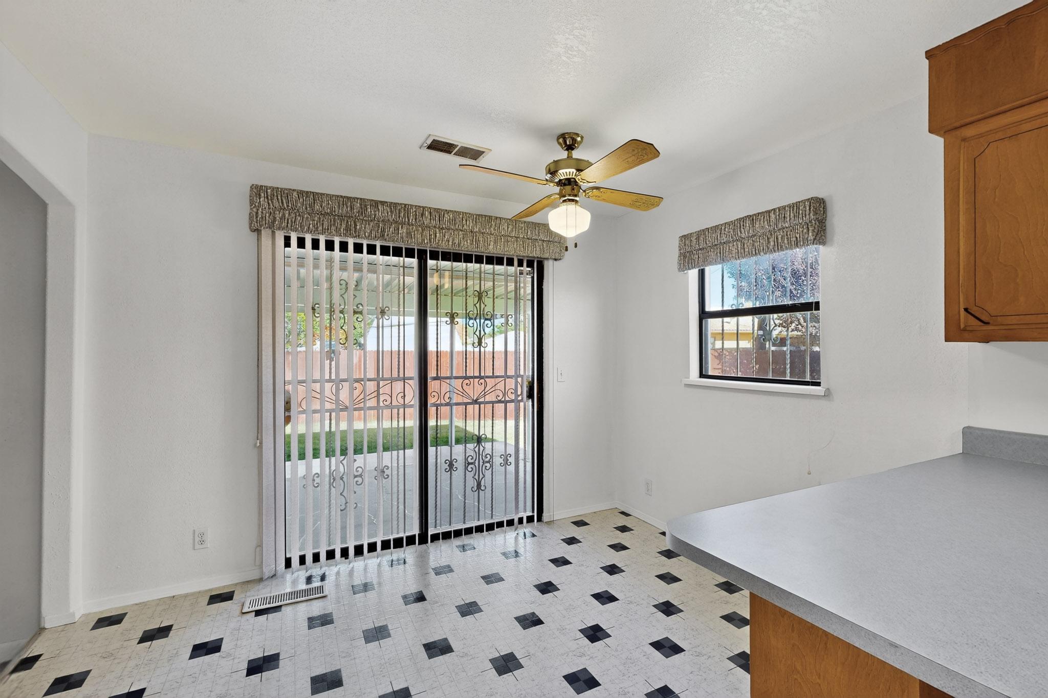 1919 La Poblana Road NW