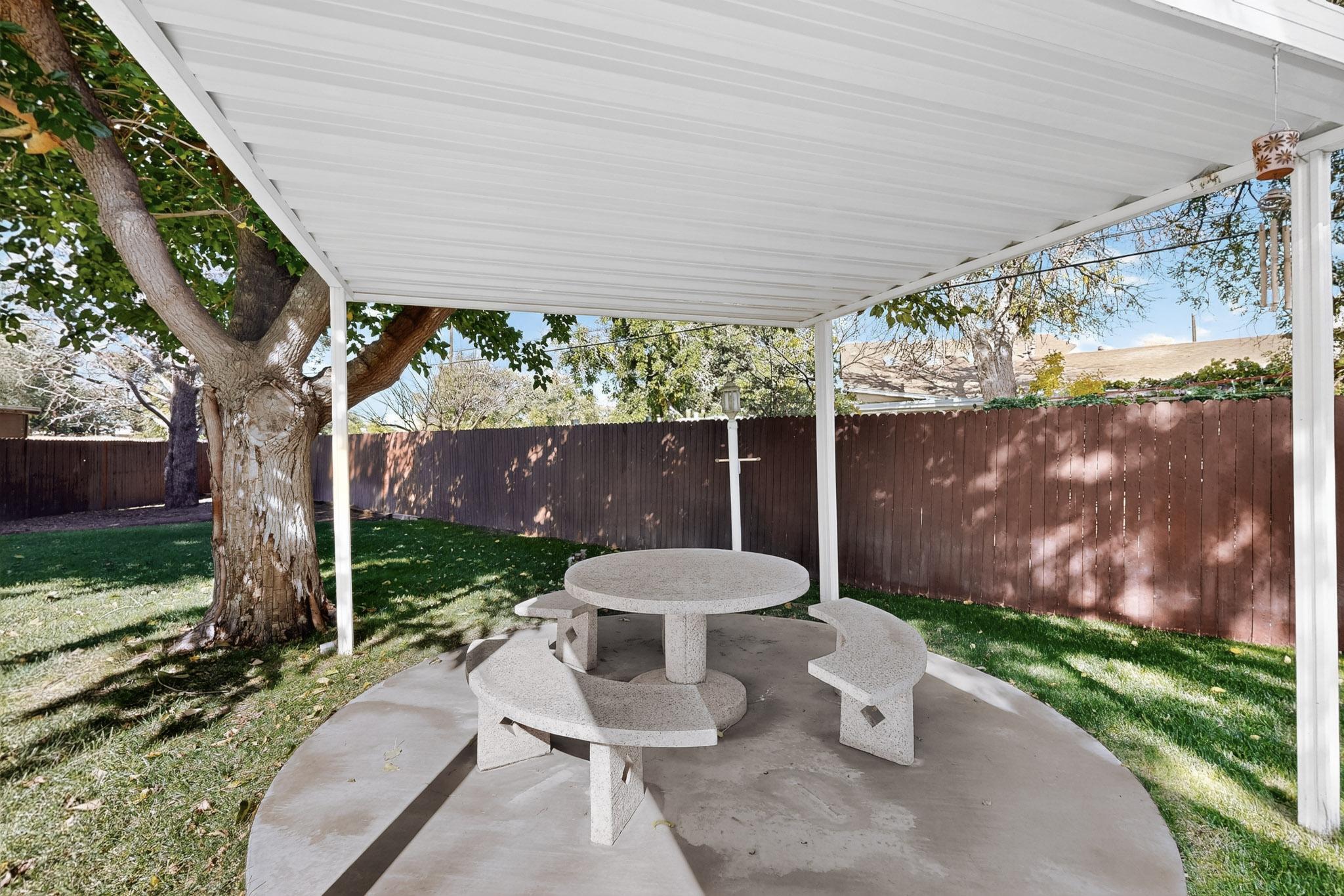 1919 La Poblana Road NW