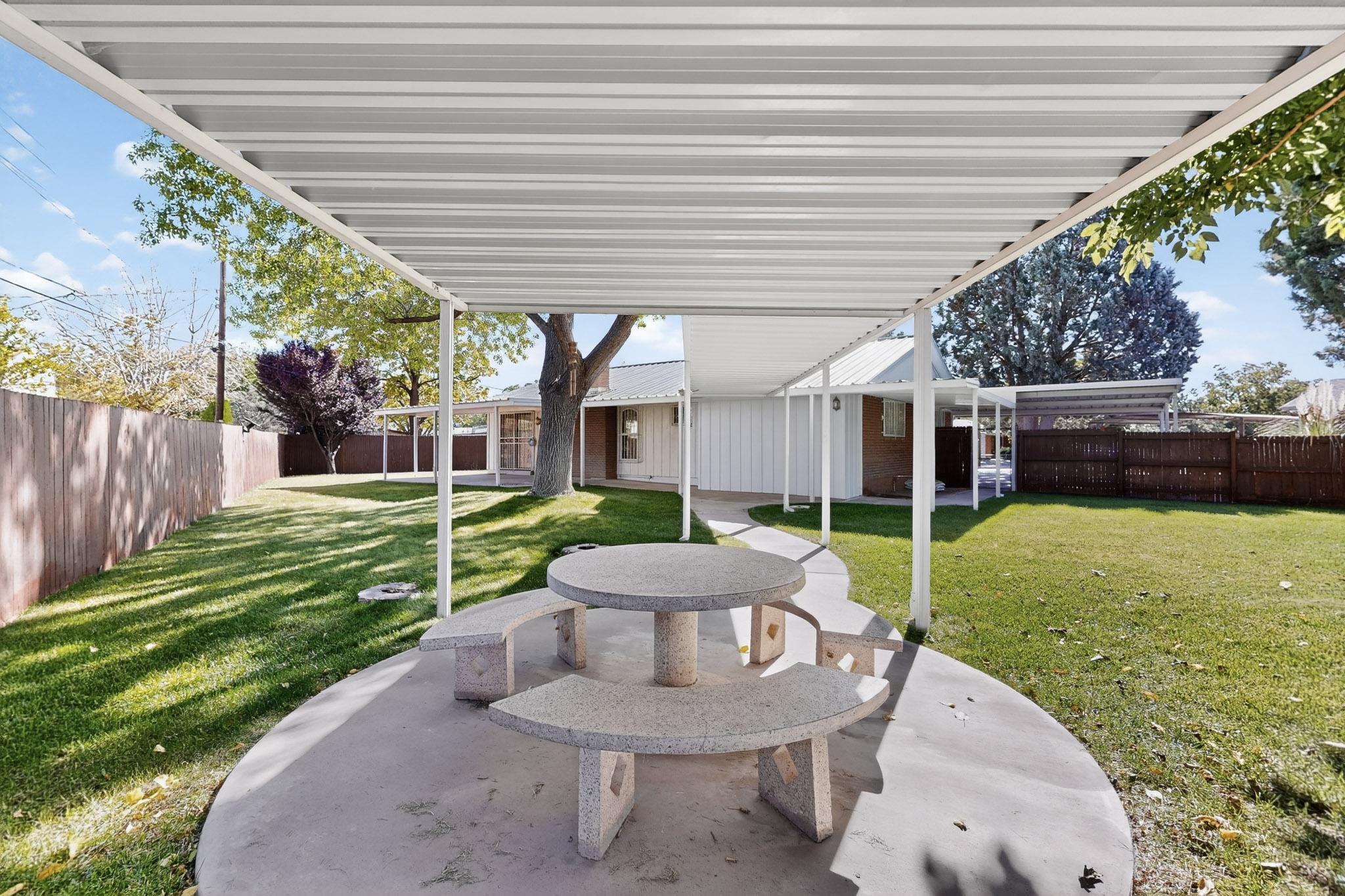 1919 La Poblana Road NW