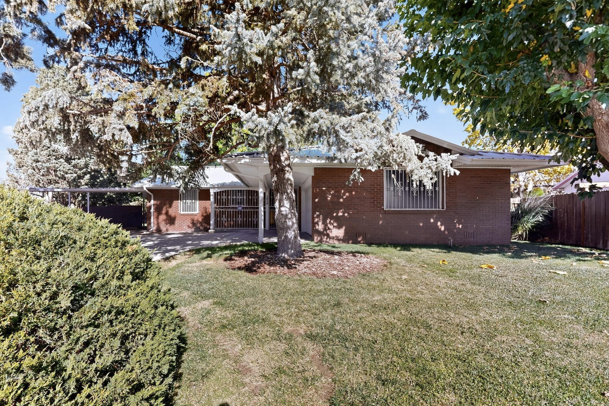 1919 La Poblana Road NW