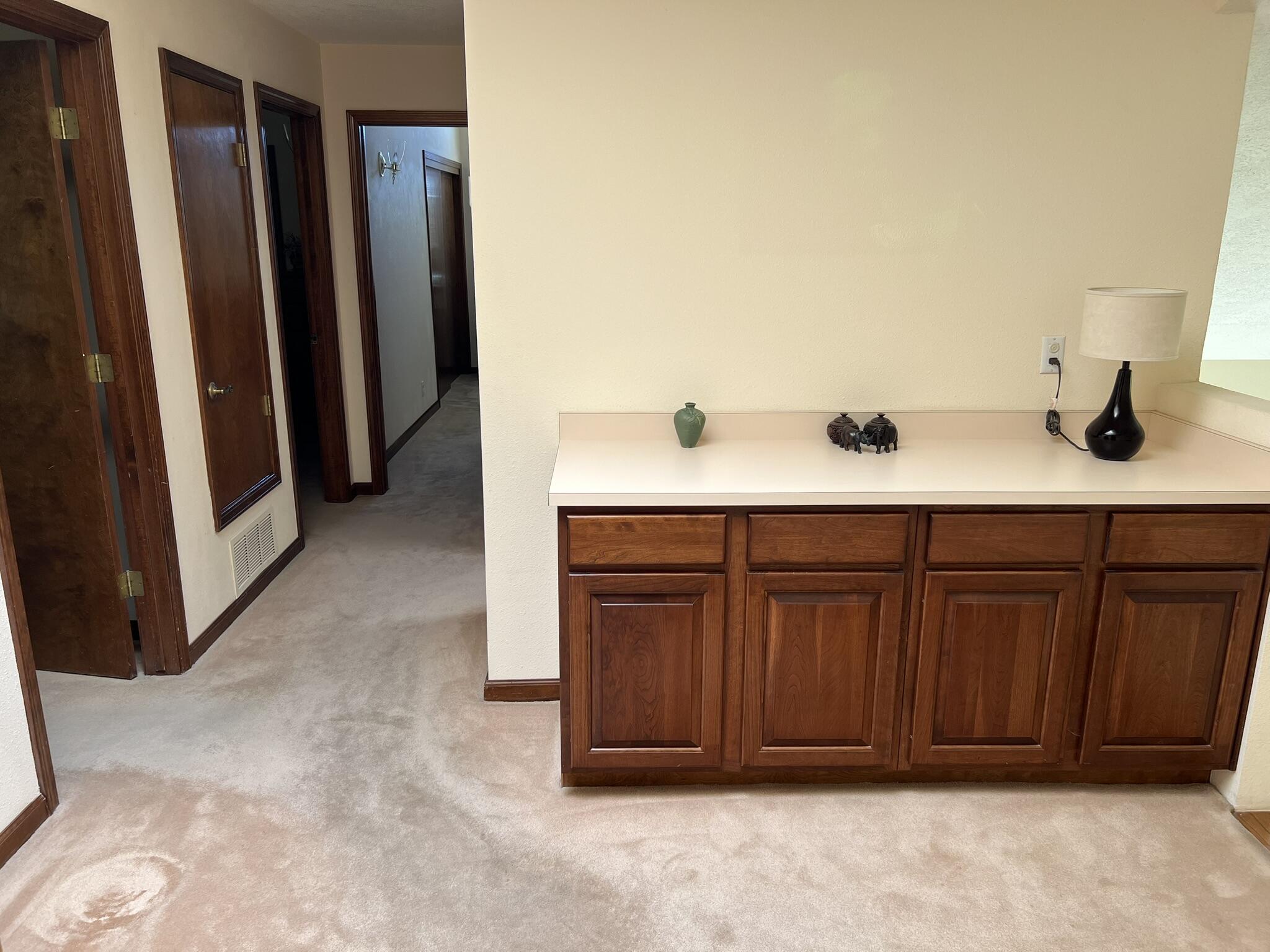 5916 CANYON CREST Place NE