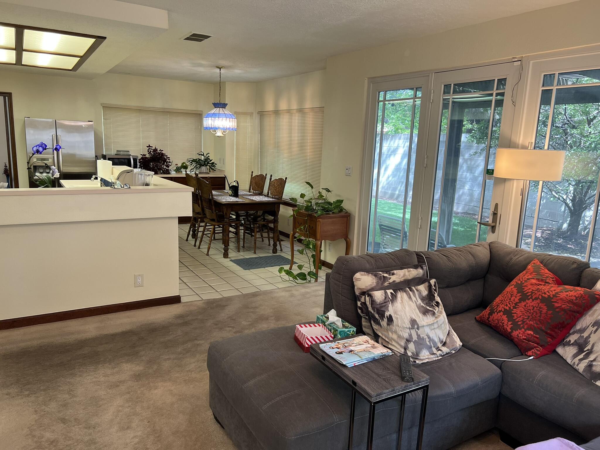 5916 CANYON CREST Place NE