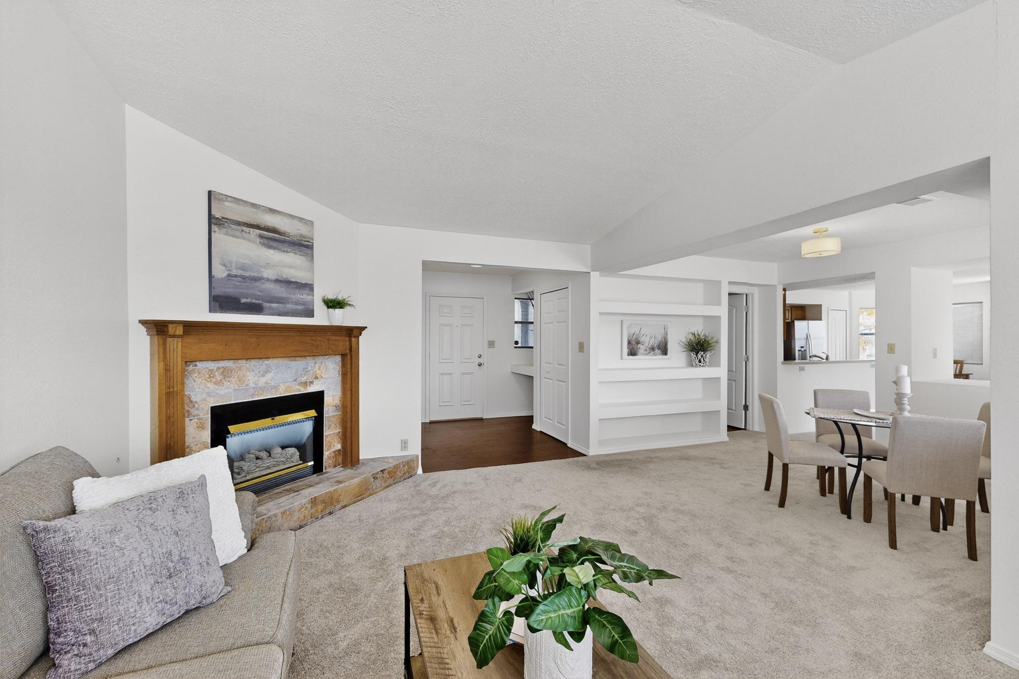 7258 Pajarito Road NE