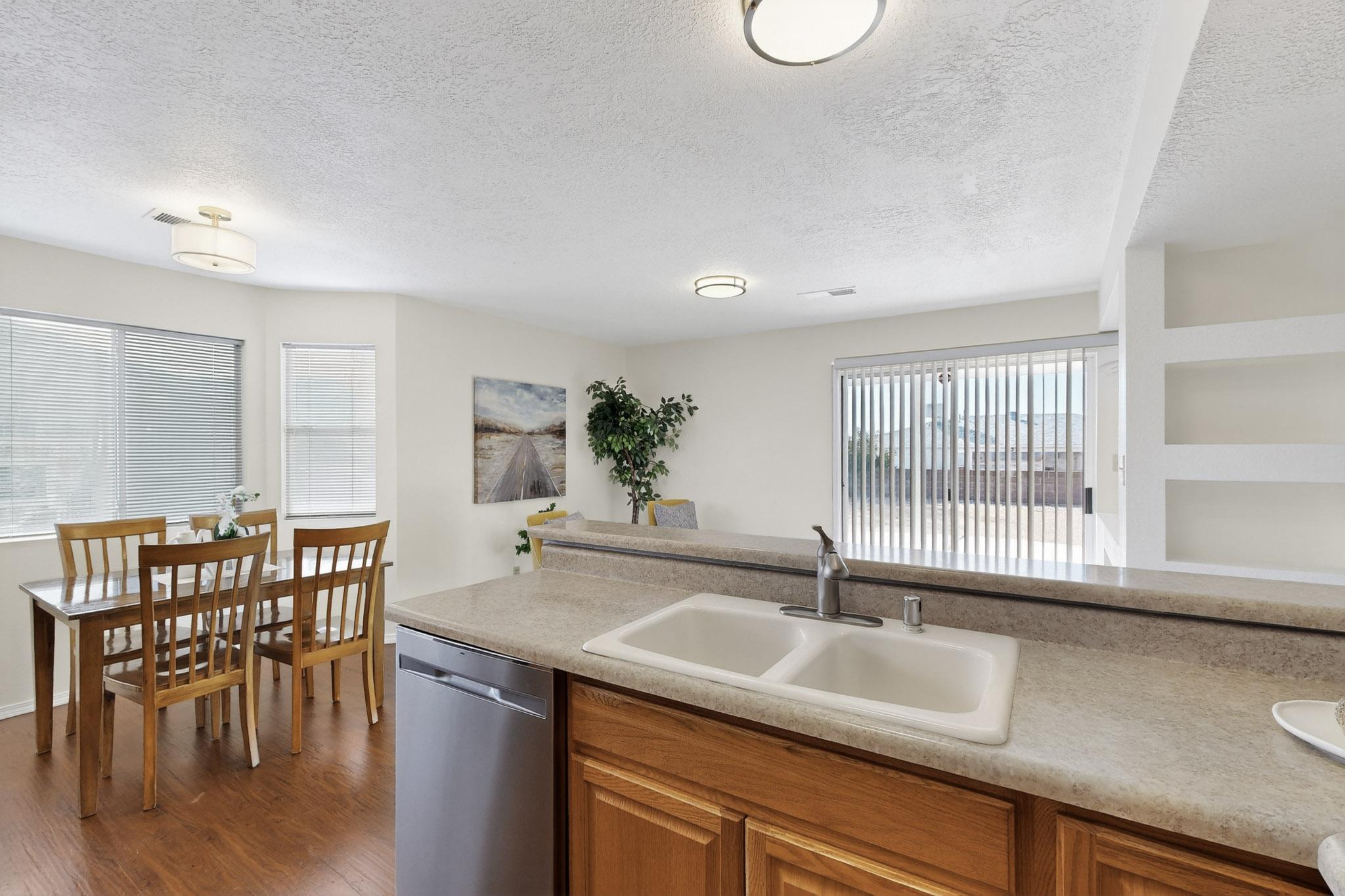 7258 Pajarito Road NE