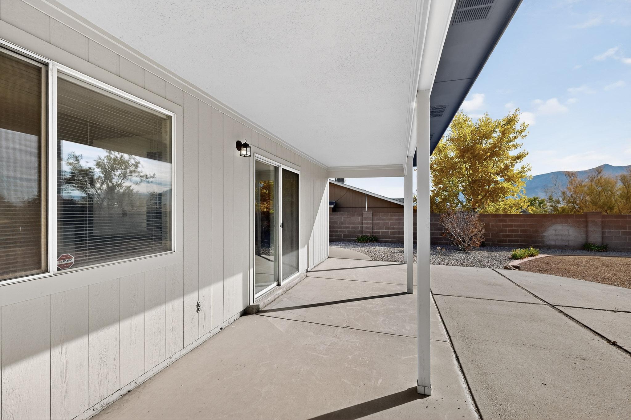 7258 Pajarito Road NE