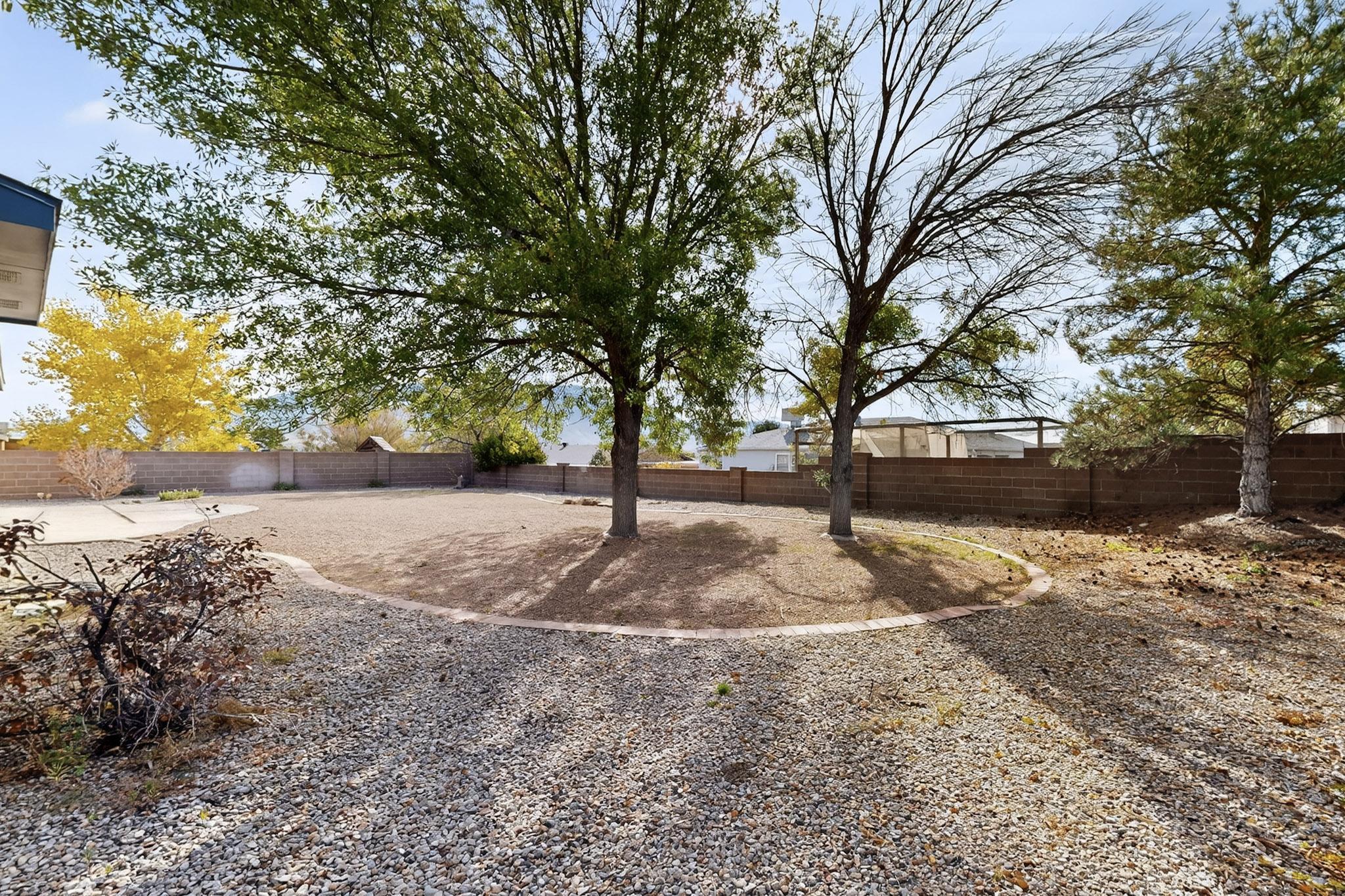 7258 Pajarito Road NE