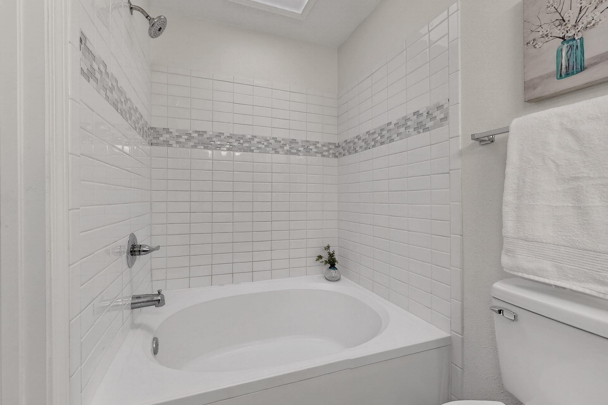 7258 Pajarito Road NE