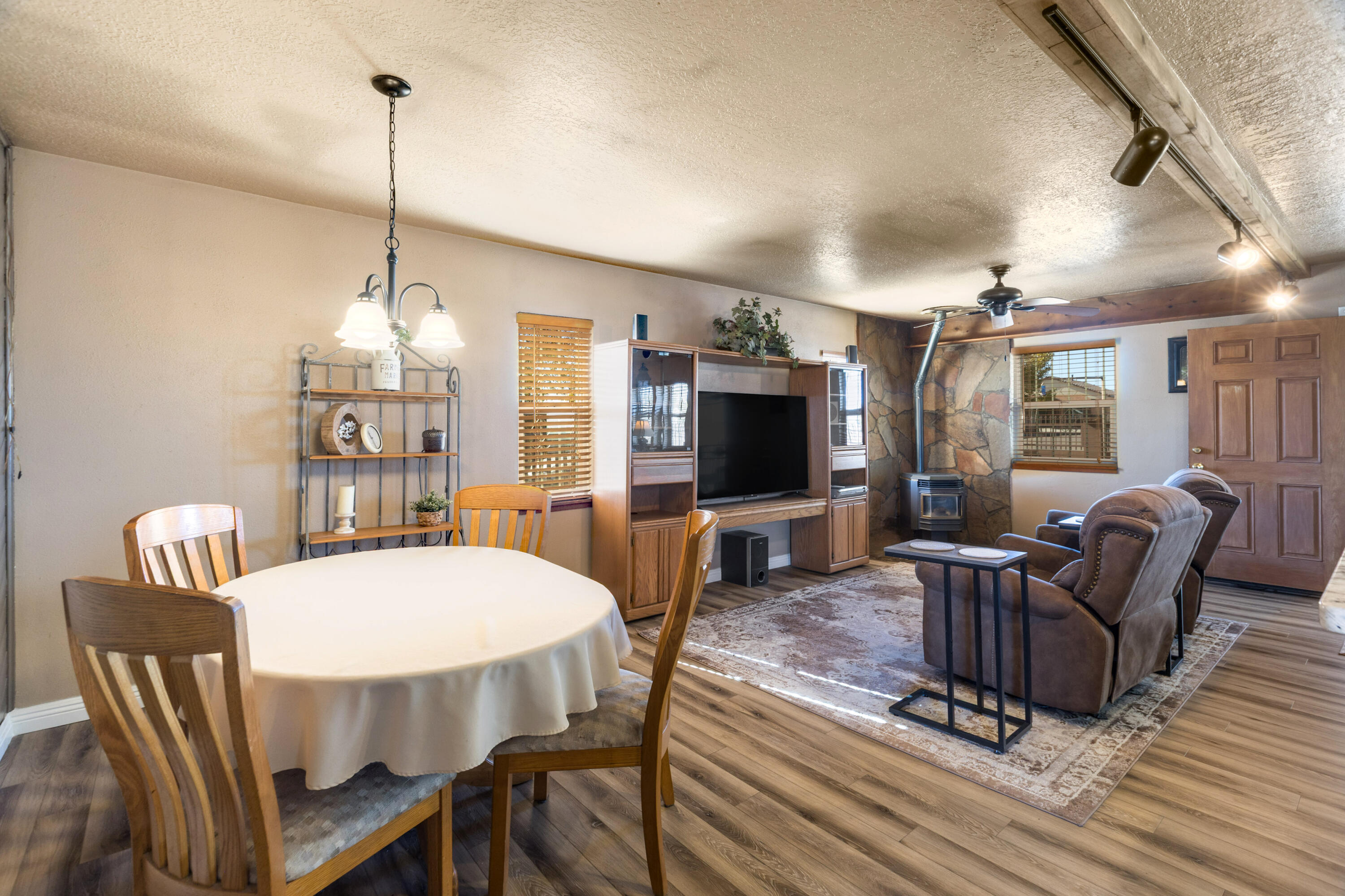 5720 Don Pasquale Drive SW