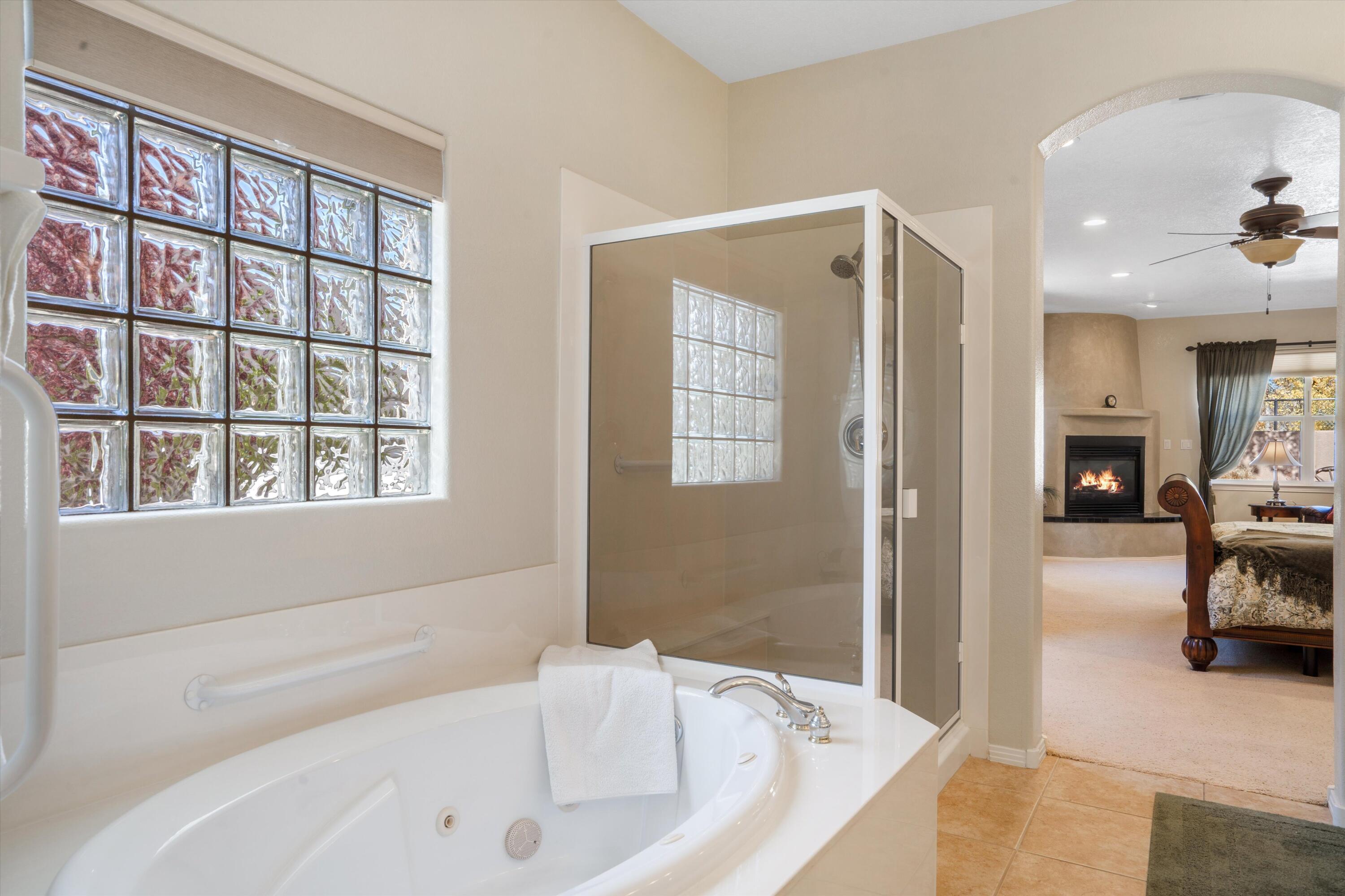 2531 Bosque Entrada Trail NW