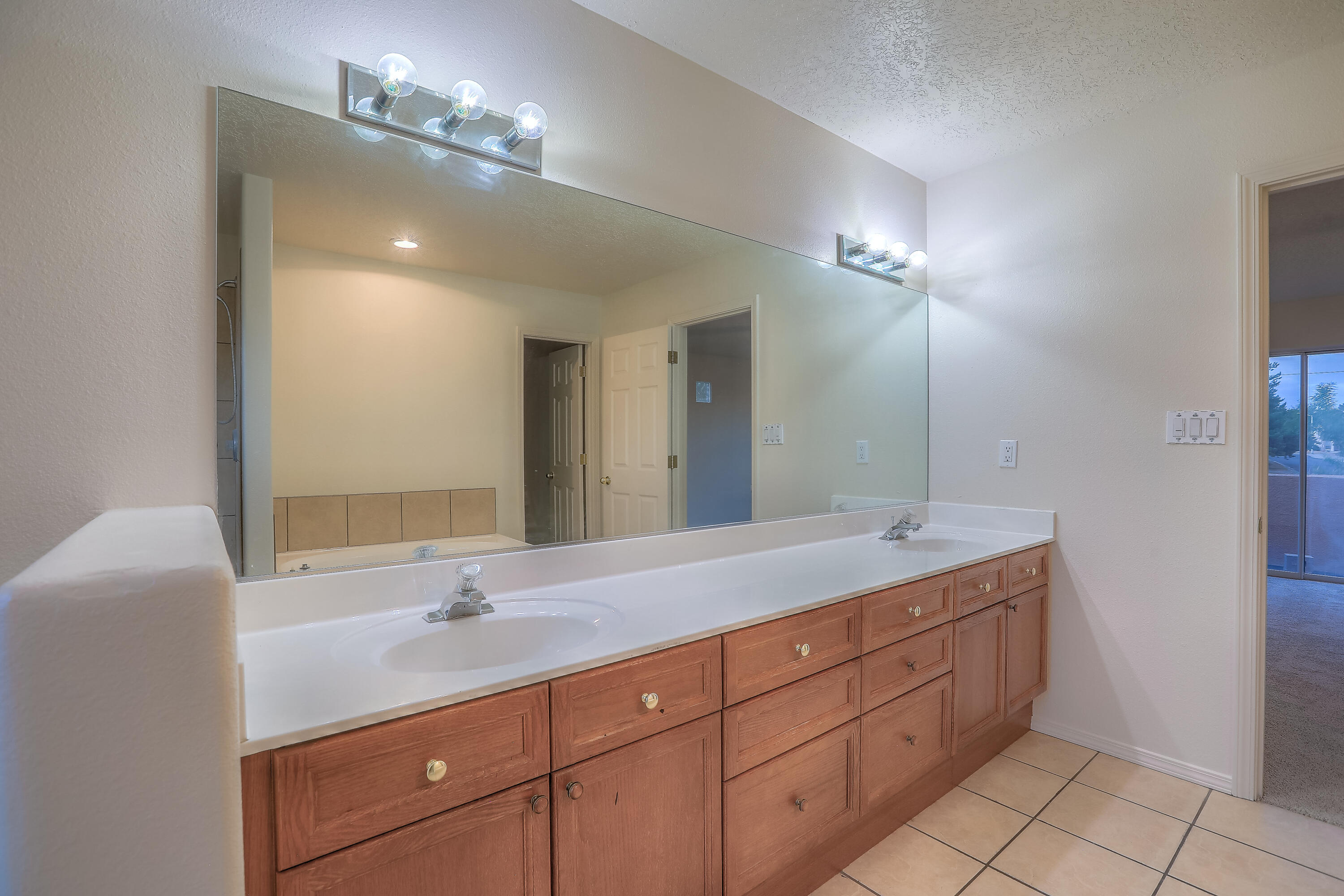 7415 Beaver Wood Court NW