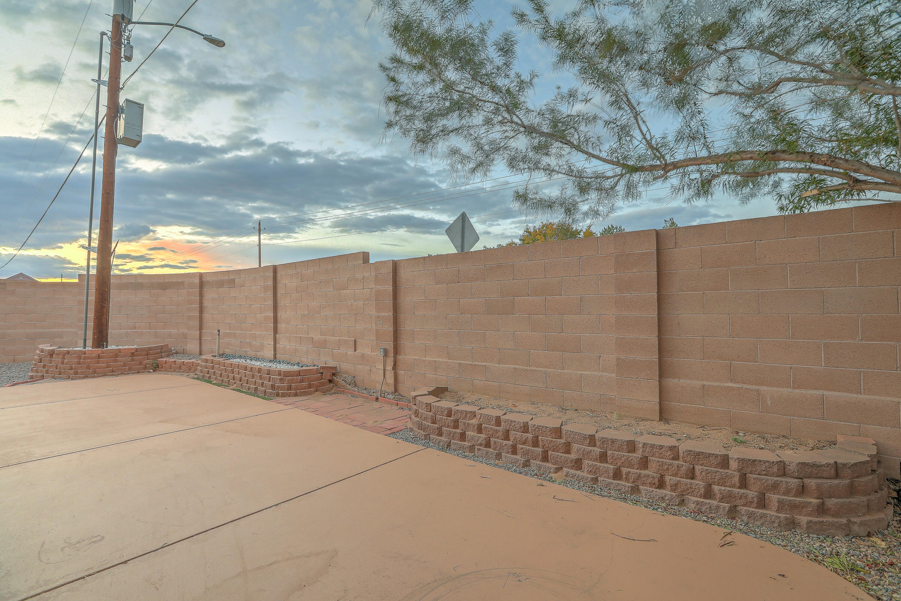 7415 Beaver Wood Court NW