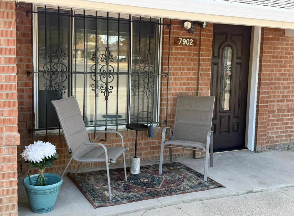 7902 Morrow Avenue NE