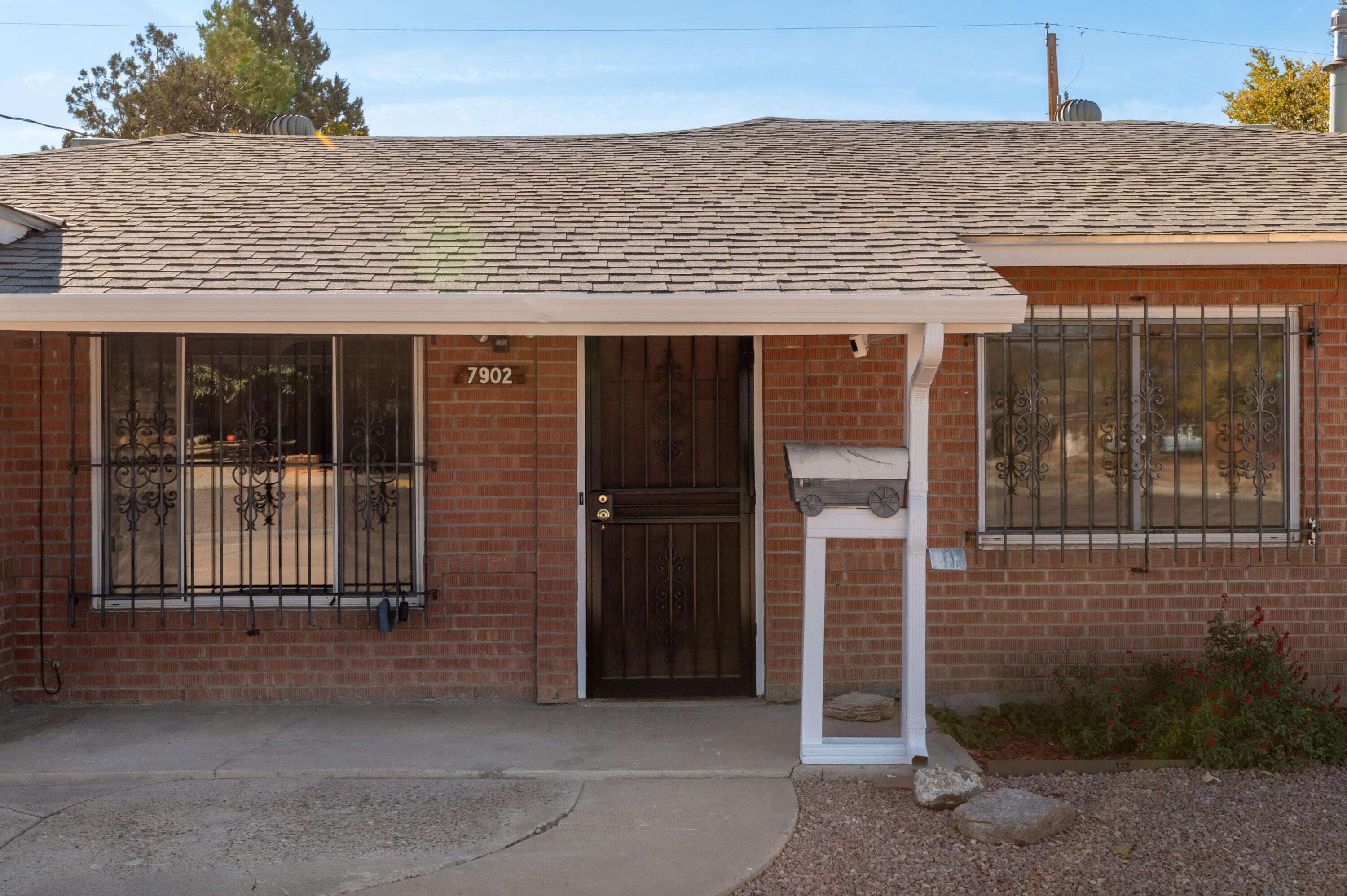 7902 Morrow Avenue NE