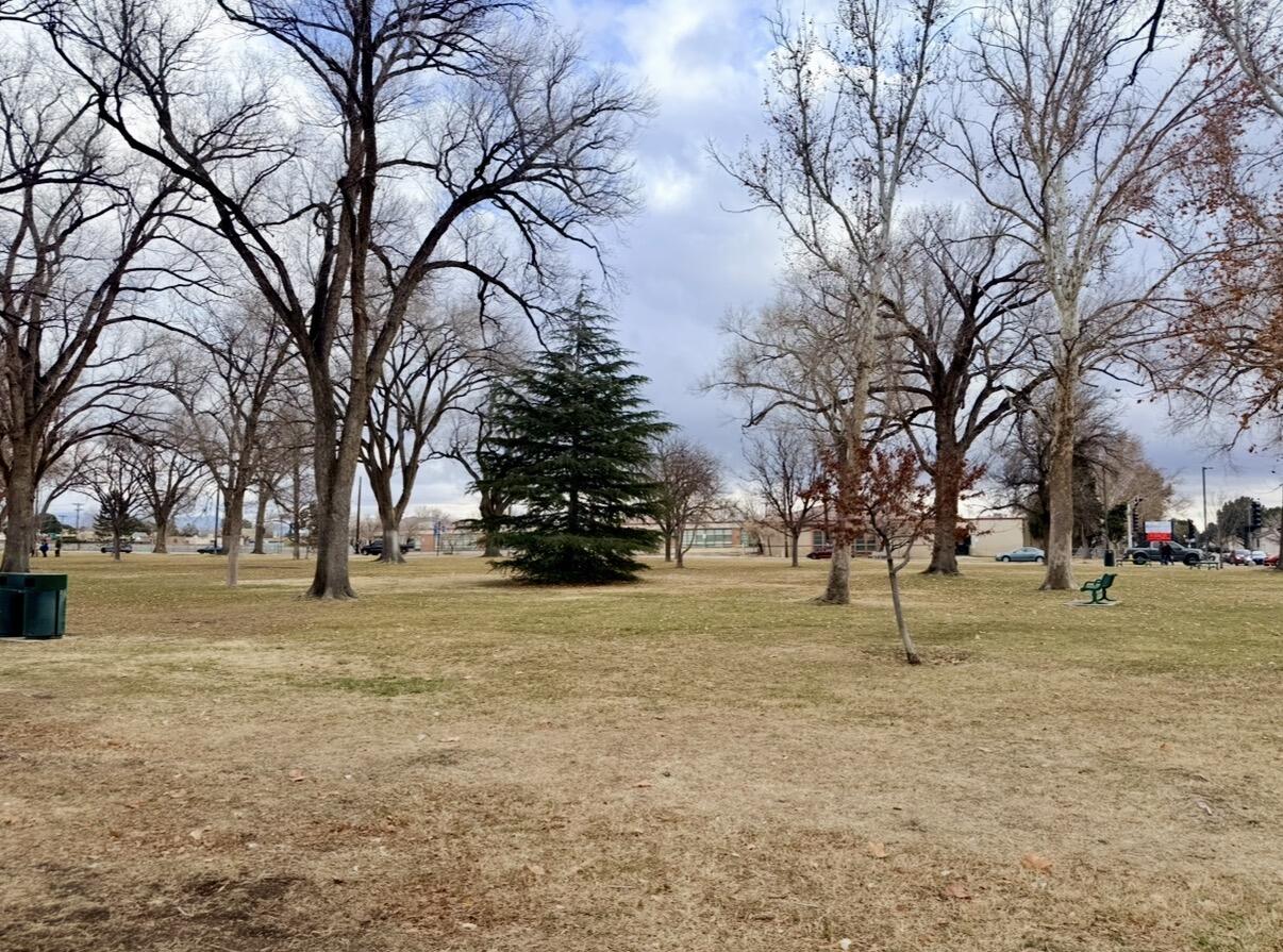 7902 Morrow Avenue NE