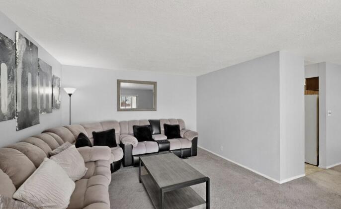 12532 Singing Arrow Avenue SE