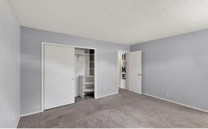 12532 Singing Arrow Avenue SE