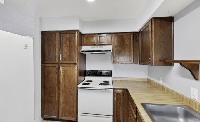 12532 Singing Arrow Avenue SE