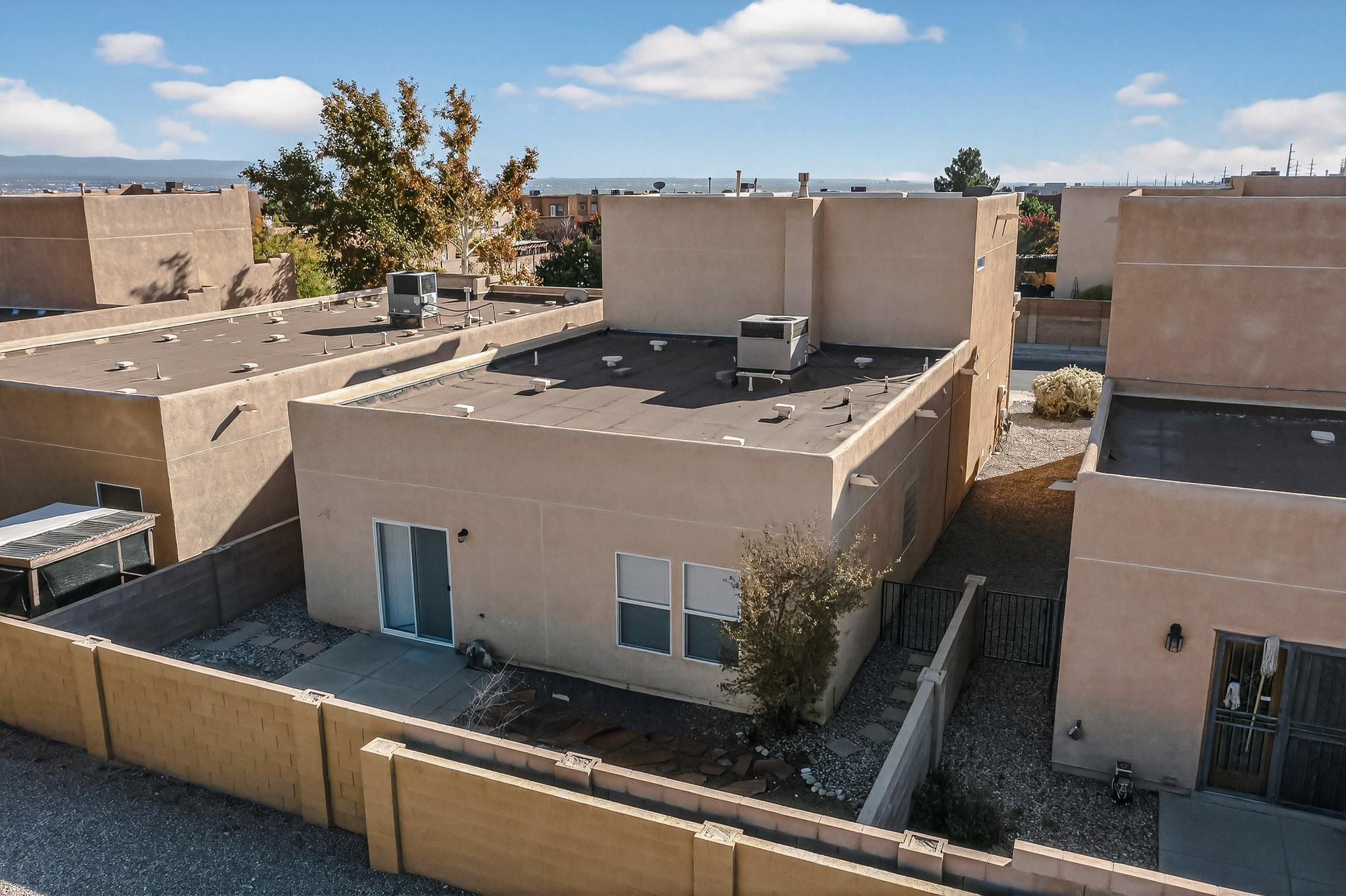 4225 High Mesa Road SE