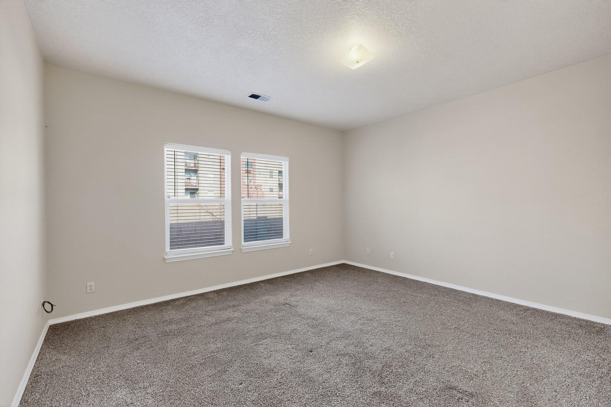 4225 High Mesa Road SE