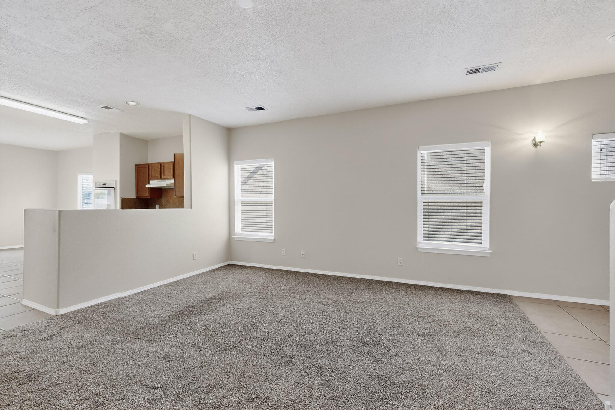 4225 High Mesa Road SE