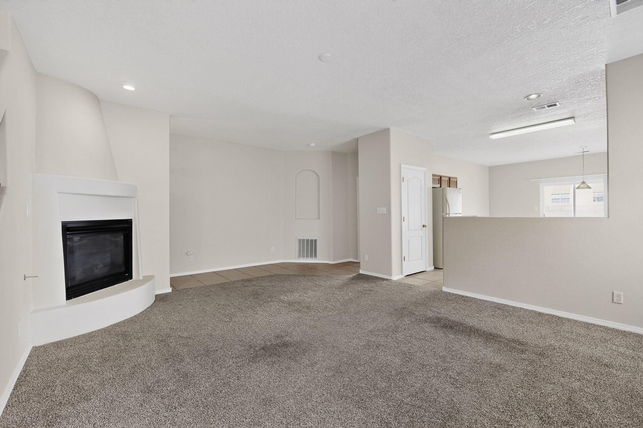 4225 High Mesa Road SE