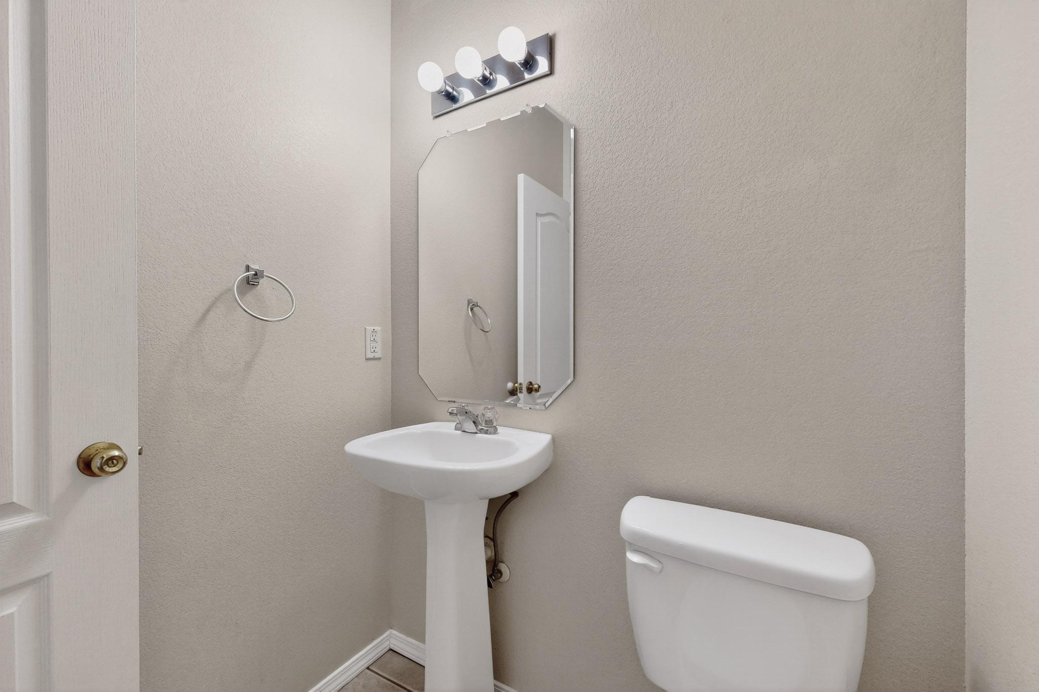 4225 High Mesa Road SE