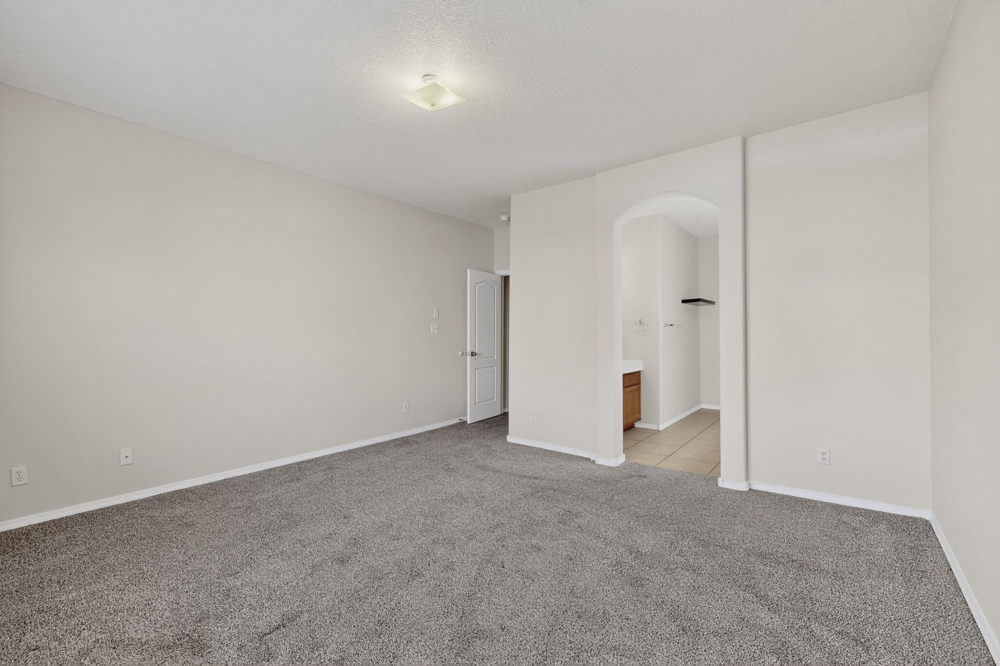 4225 High Mesa Road SE