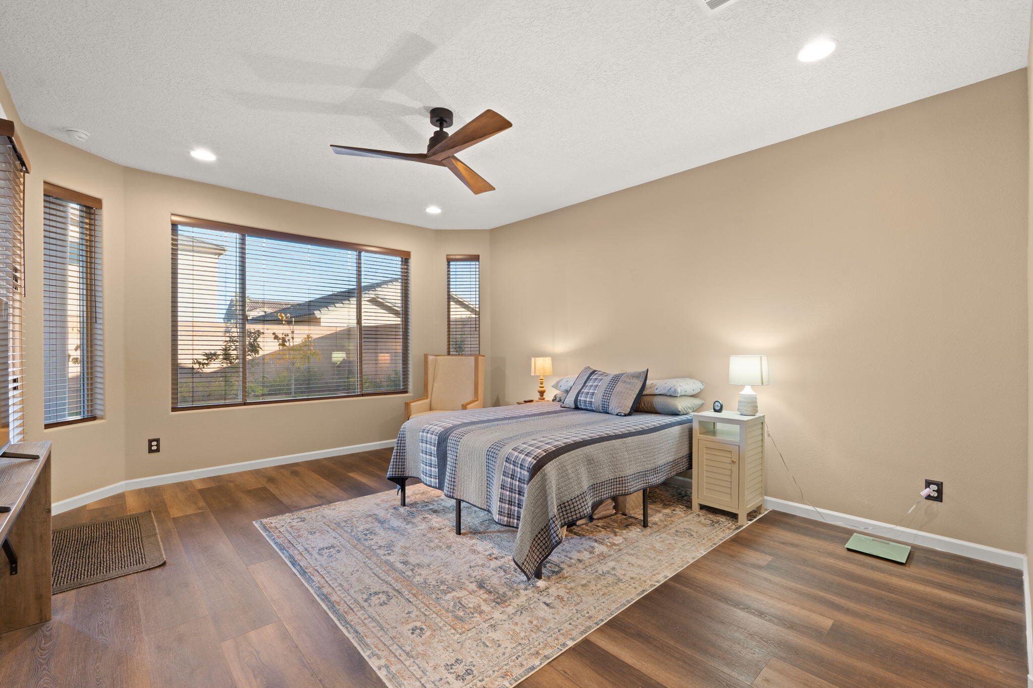 6028 Hardin Drive SE