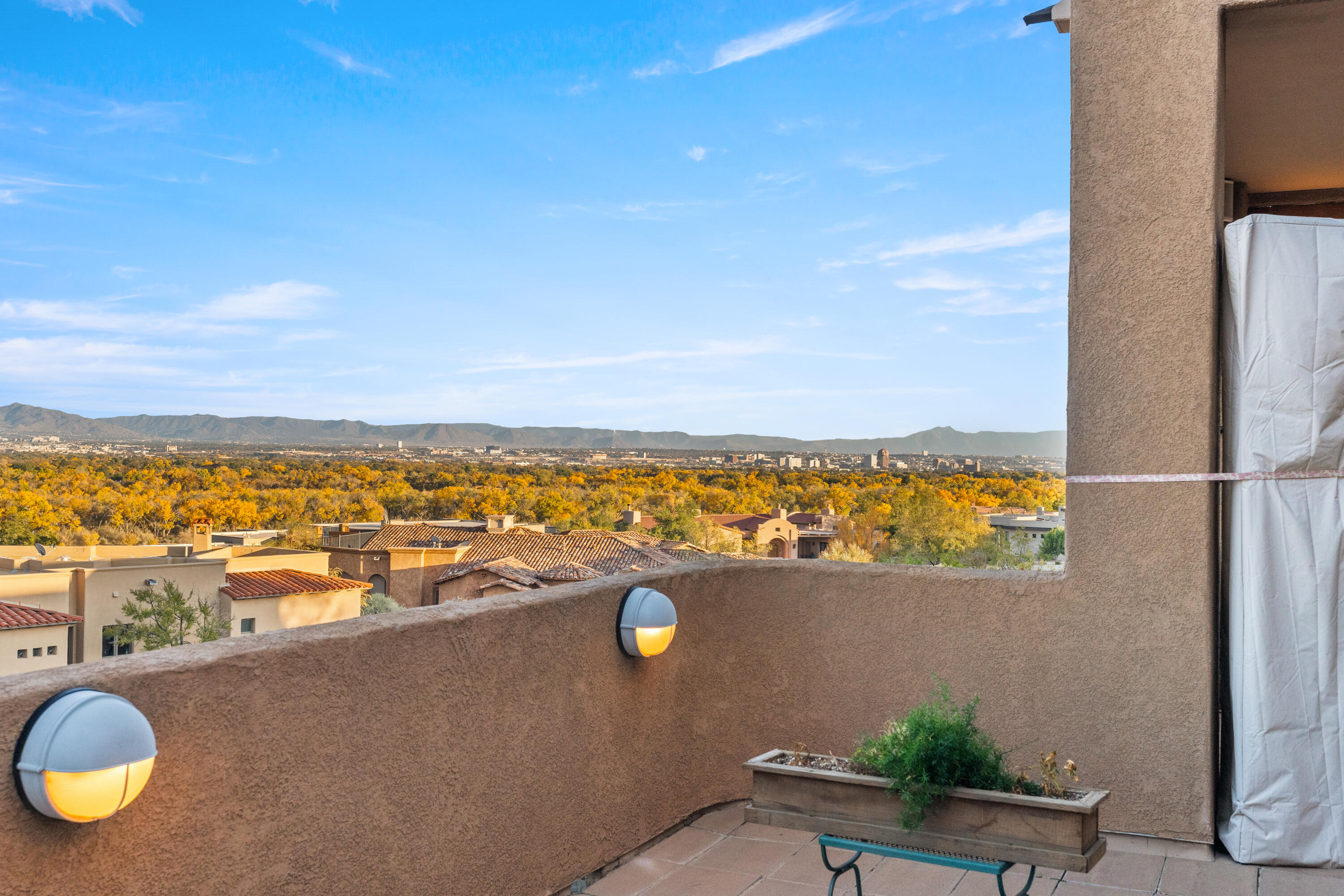 4008 Silvery Minnow Place NW