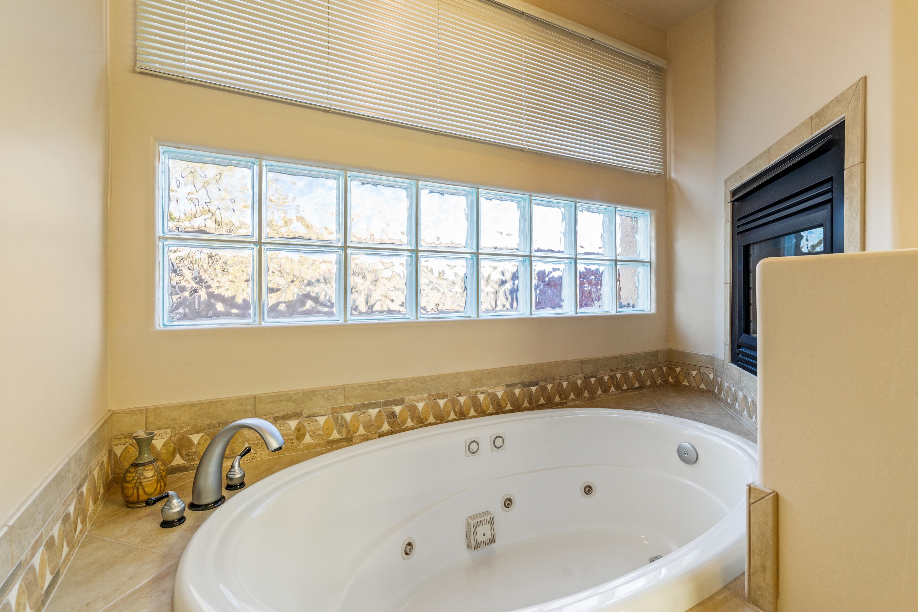 4008 Silvery Minnow Place NW