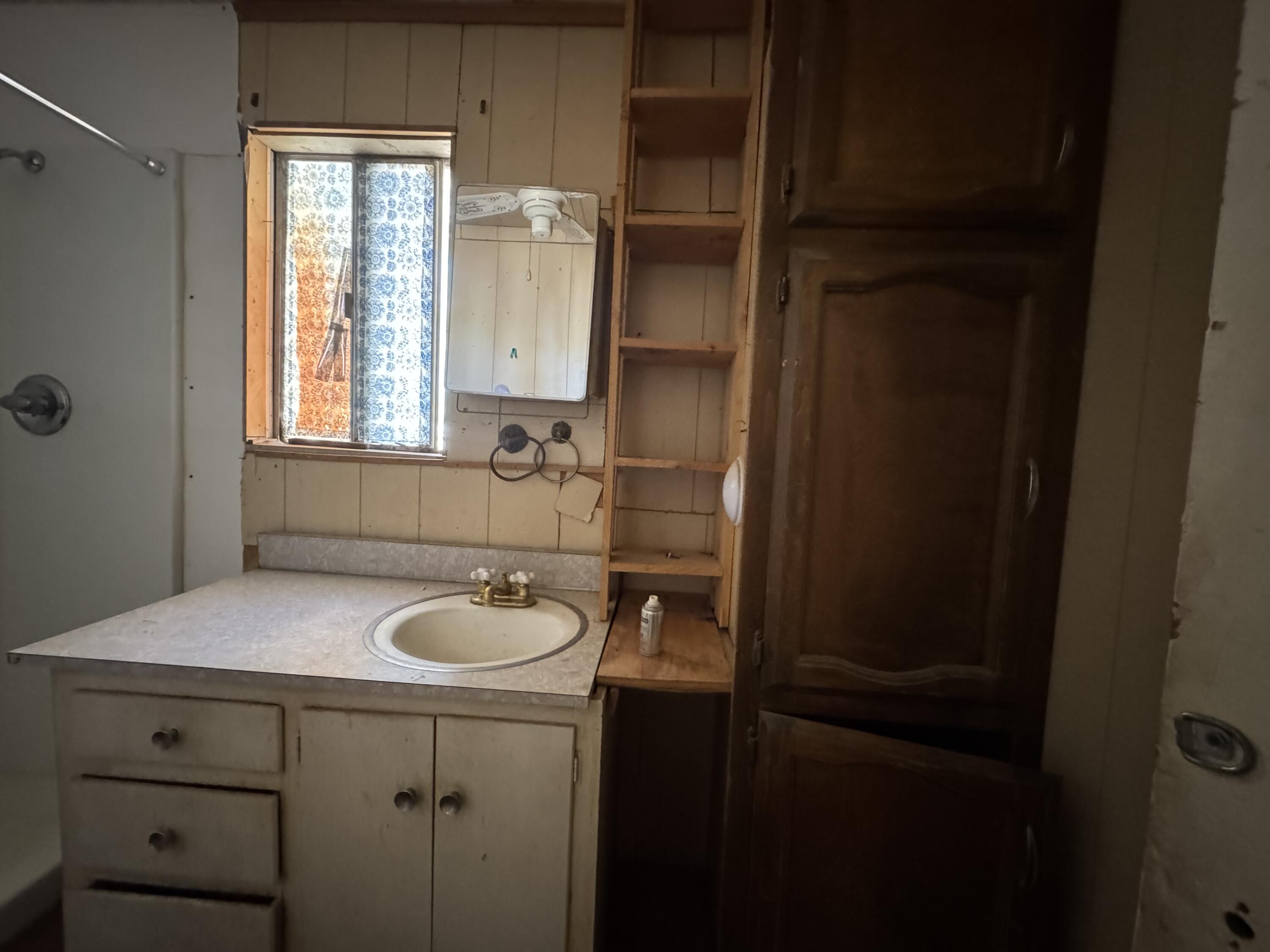 4003/4005 Sheldon Street Street SE