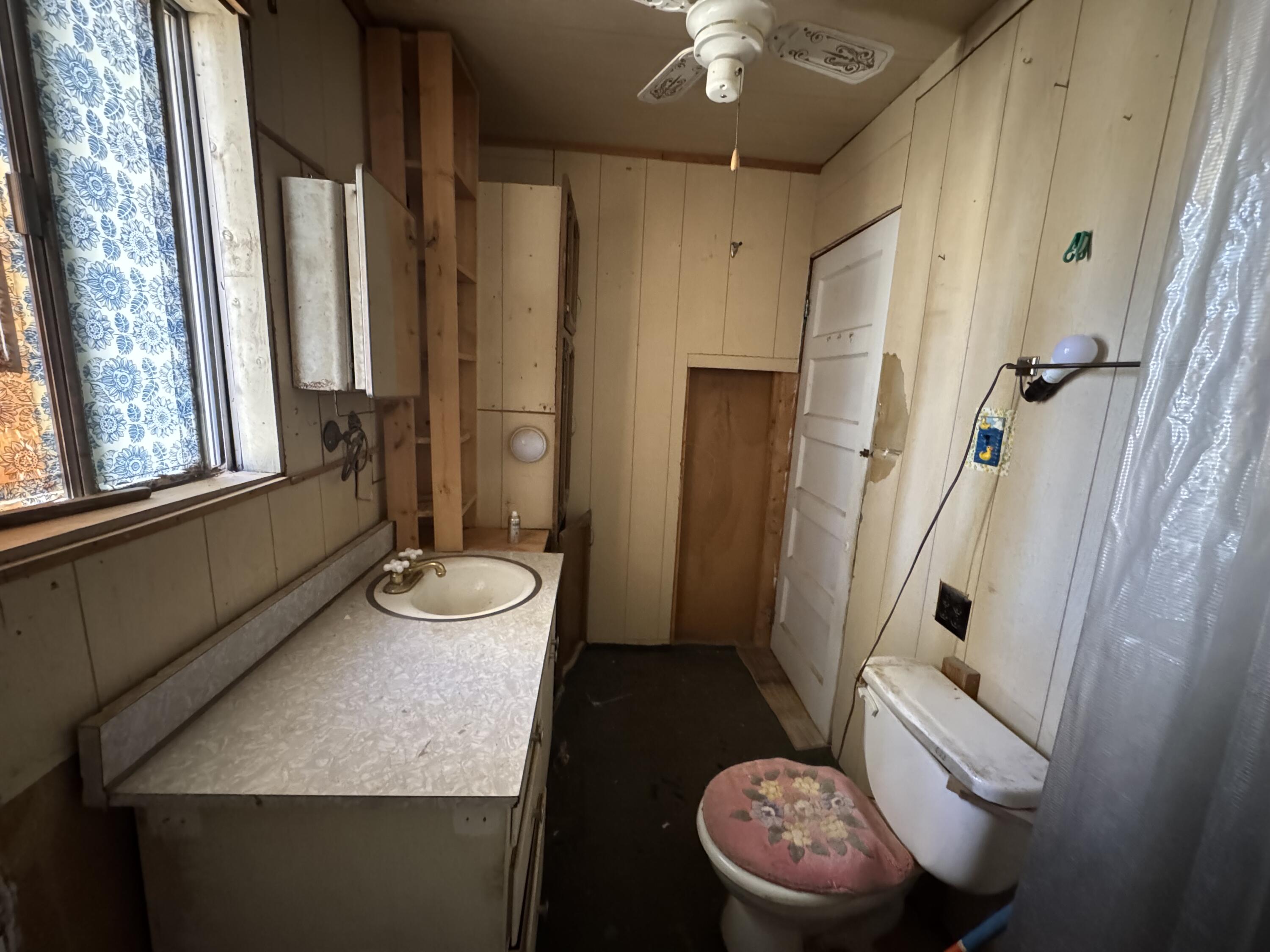 4003/4005 Sheldon Street Street SE