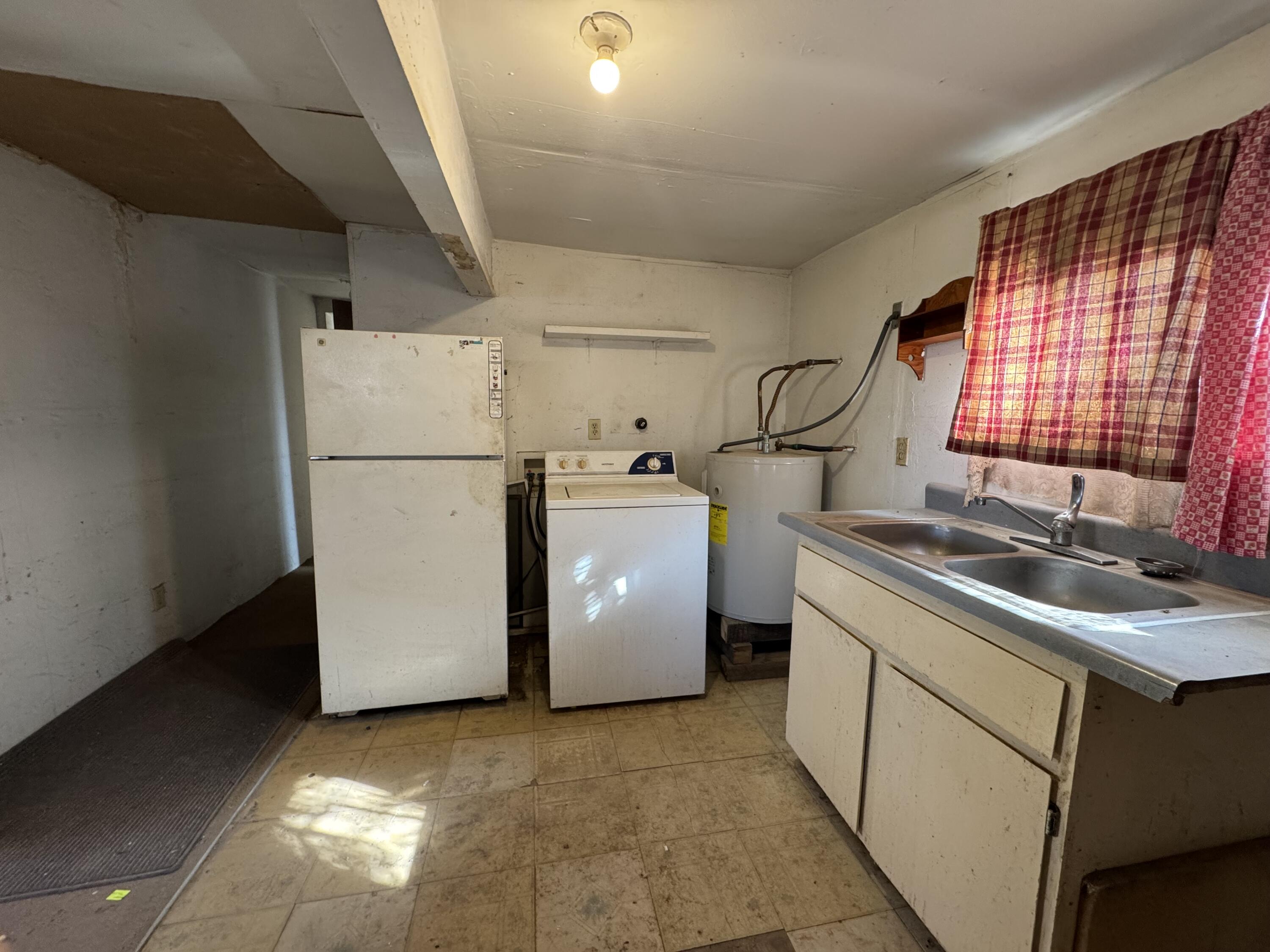 4003/4005 Sheldon Street Street SE