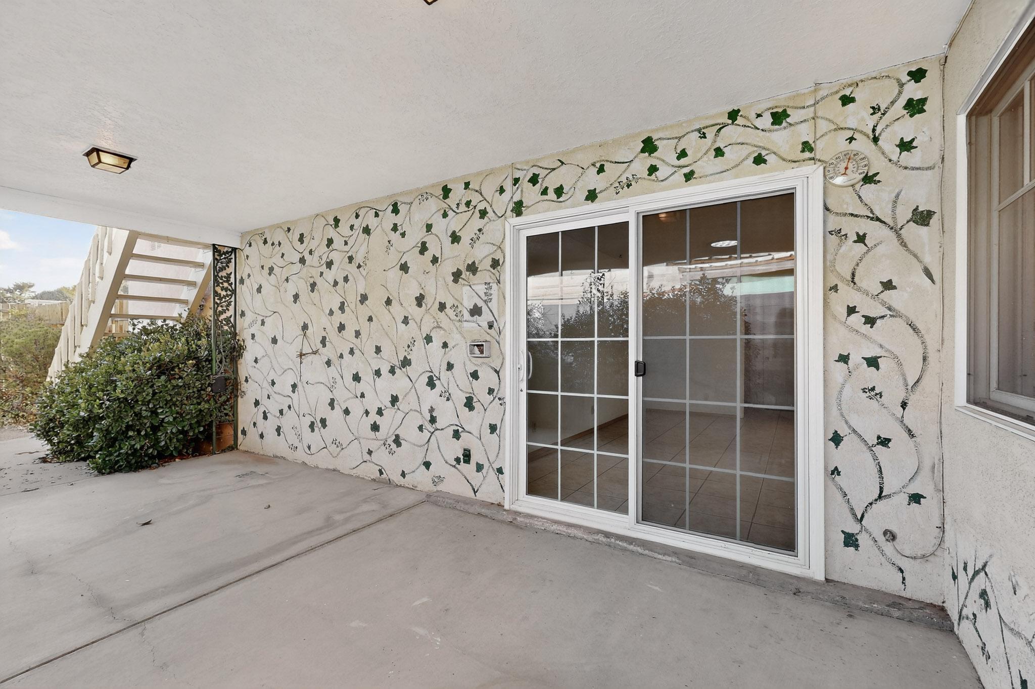 8906 CHAMBERS Place NE