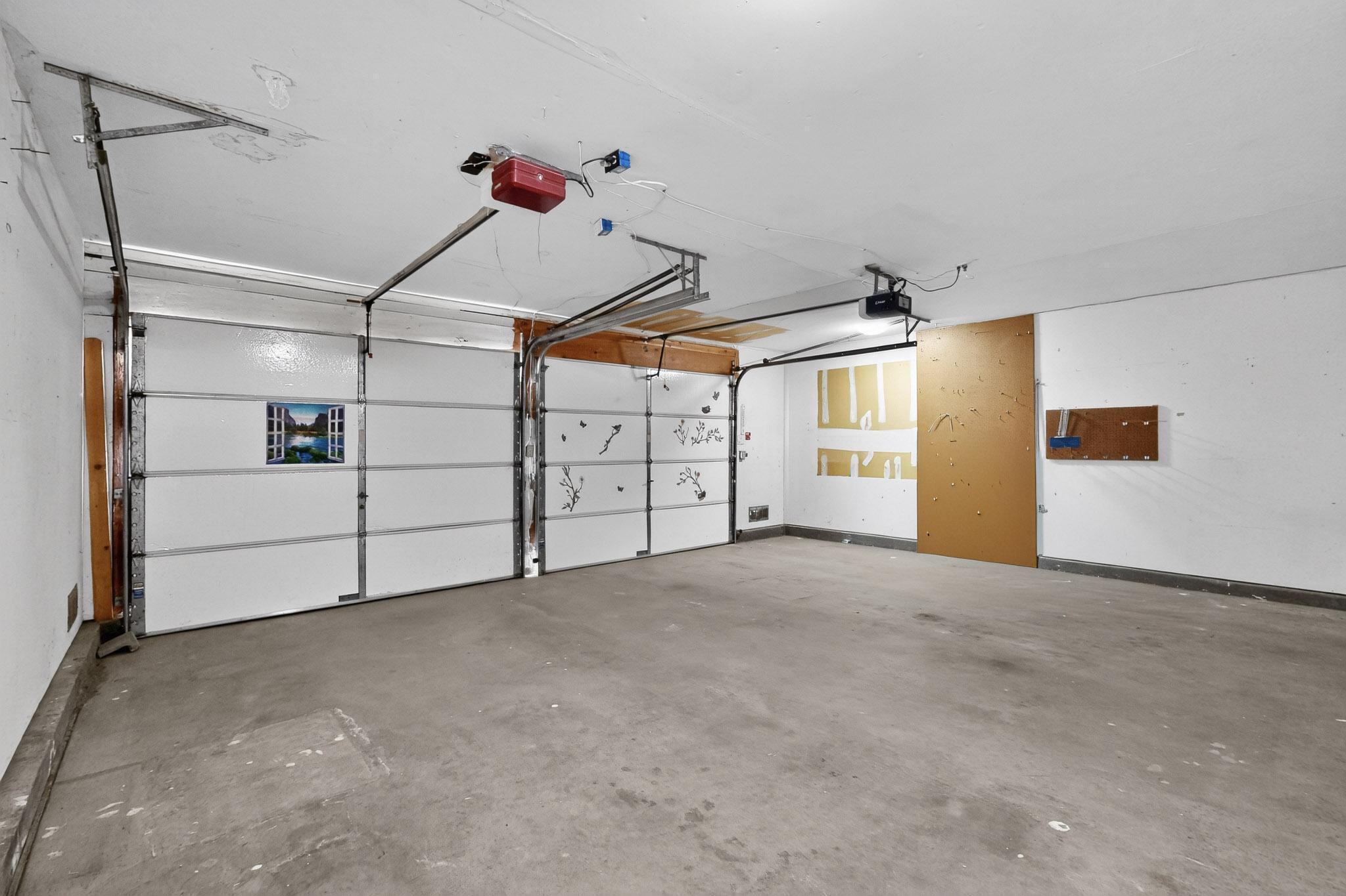 8906 CHAMBERS Place NE