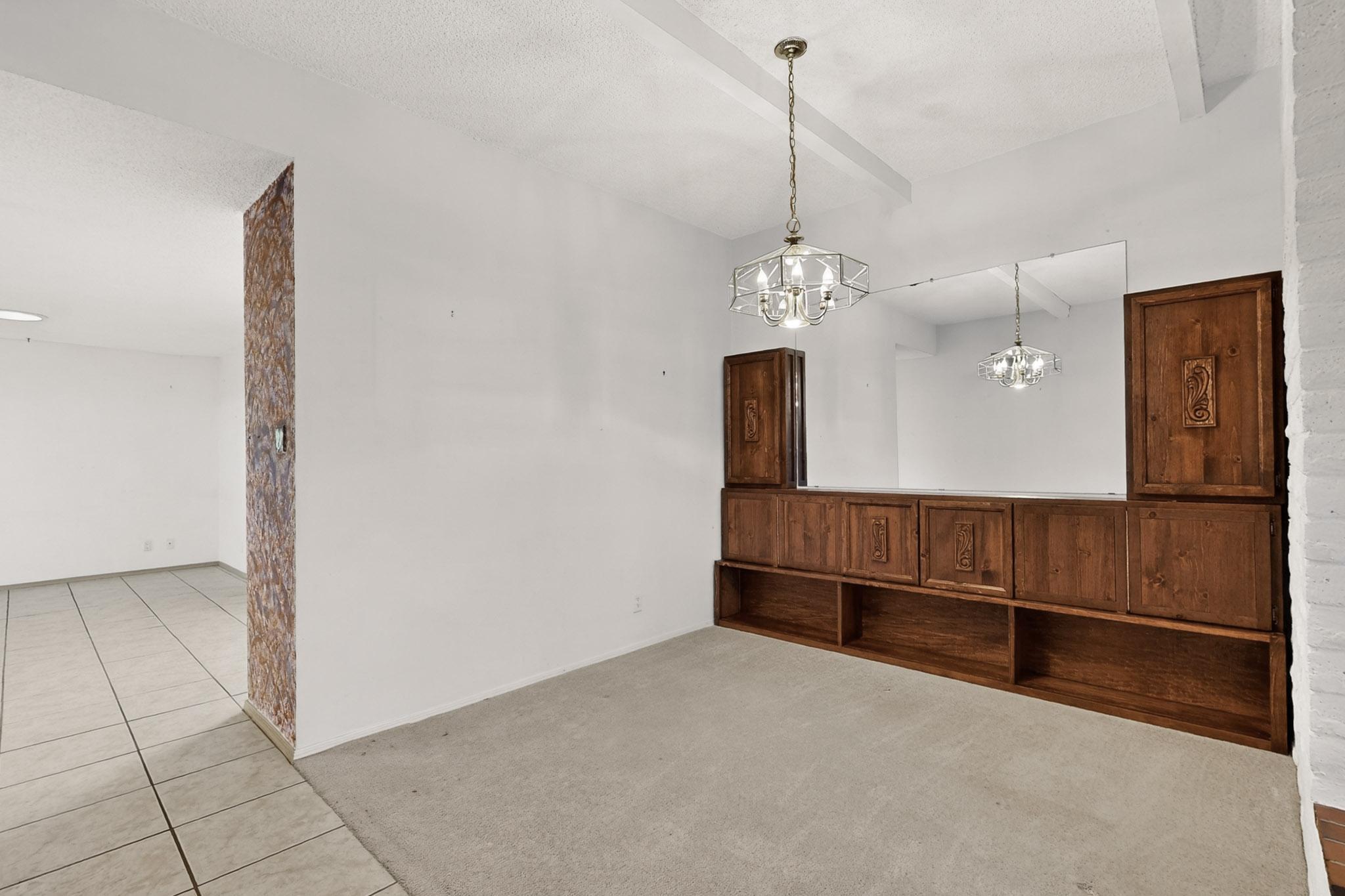 8906 CHAMBERS Place NE