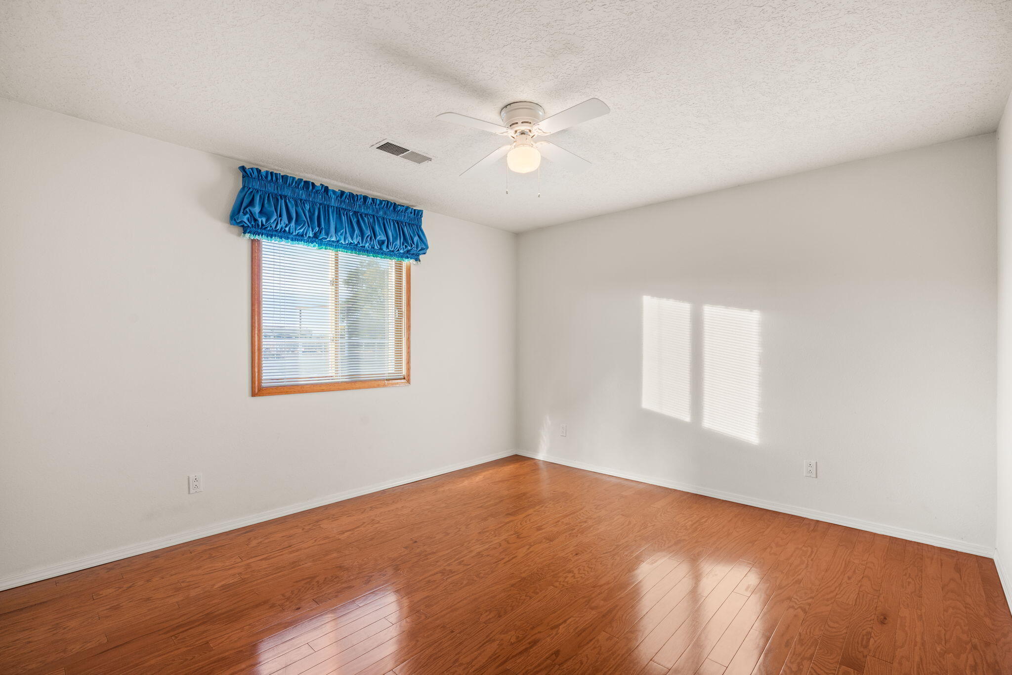 2233 Julie Avenue SW