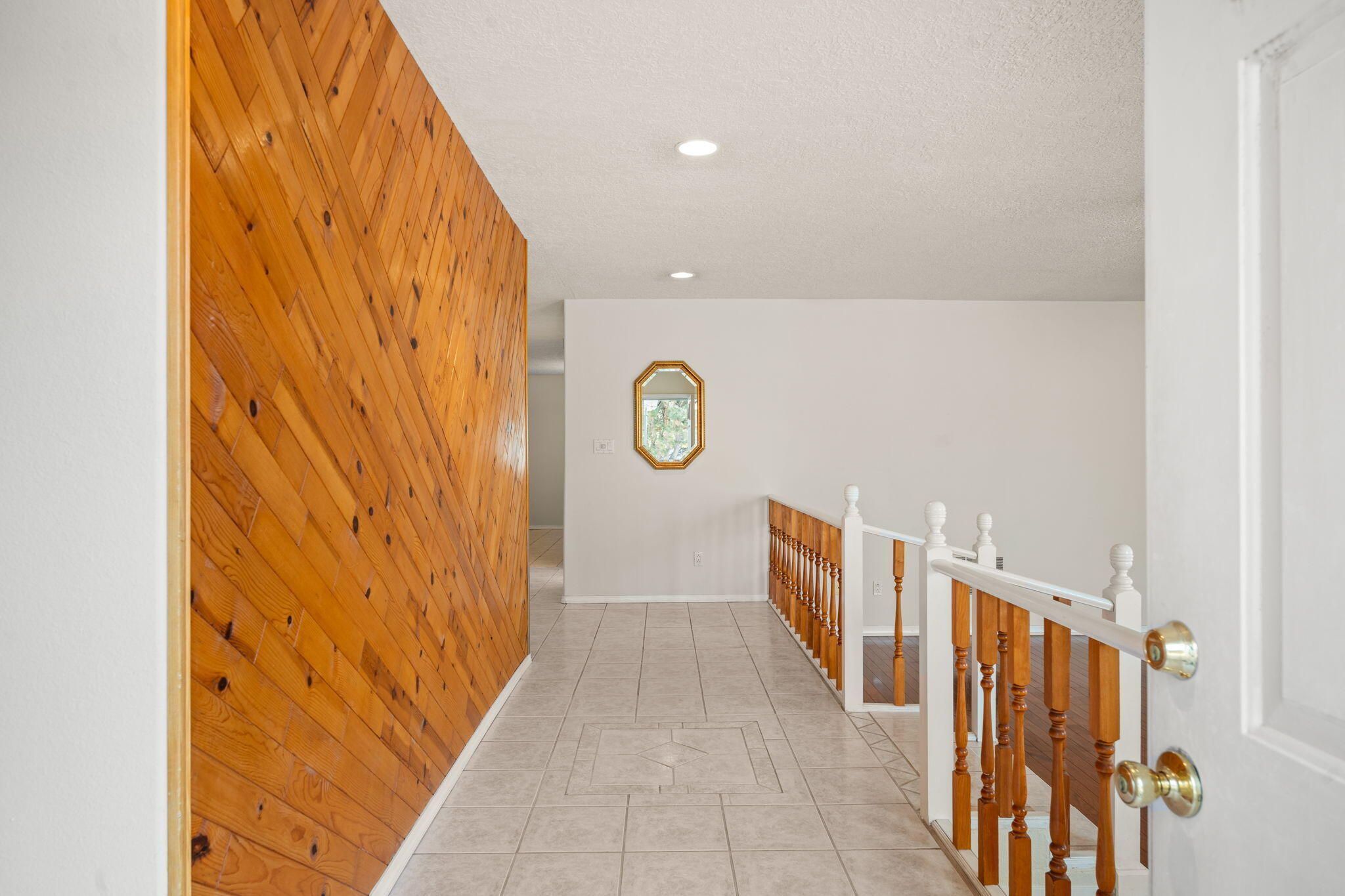 2233 Julie Avenue SW