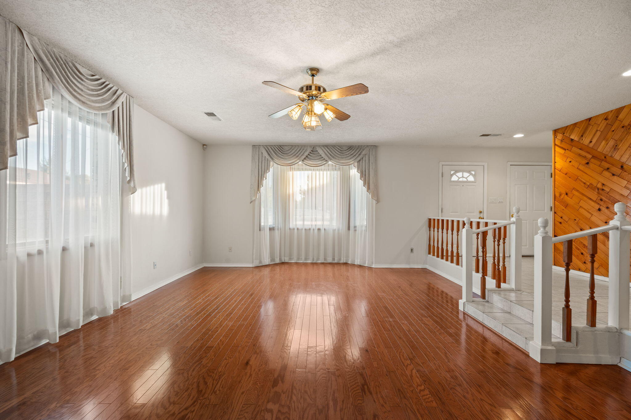 2233 Julie Avenue SW