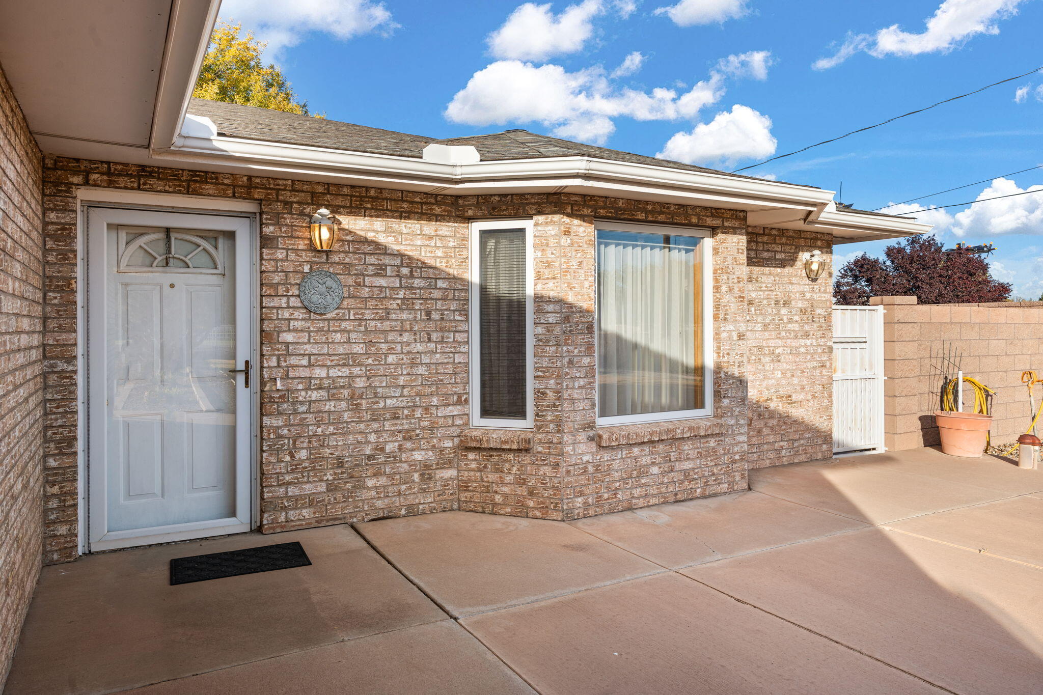 2233 Julie Avenue SW