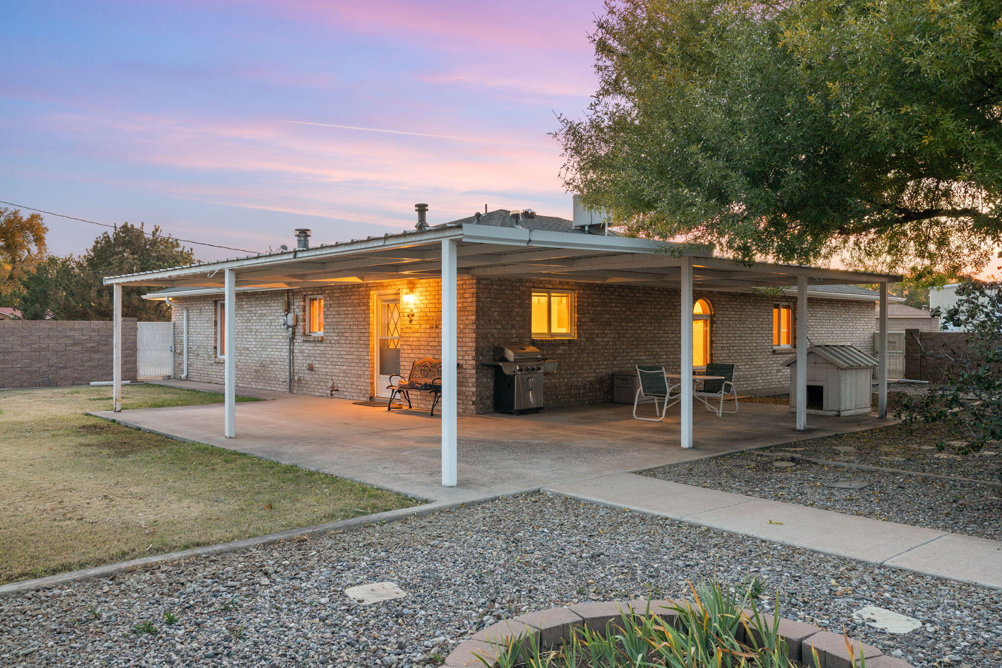 2233 Julie Avenue SW