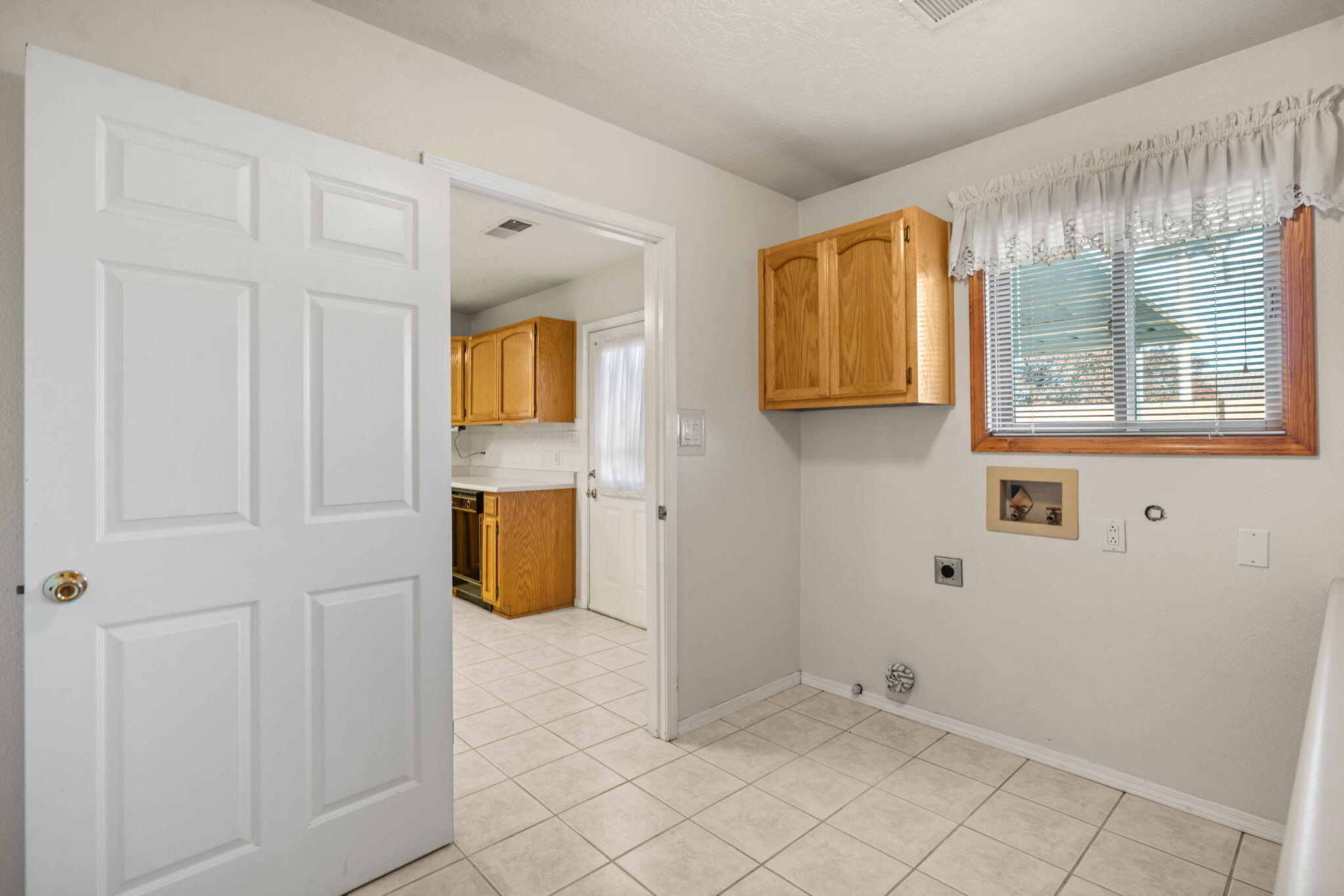 2233 Julie Avenue SW