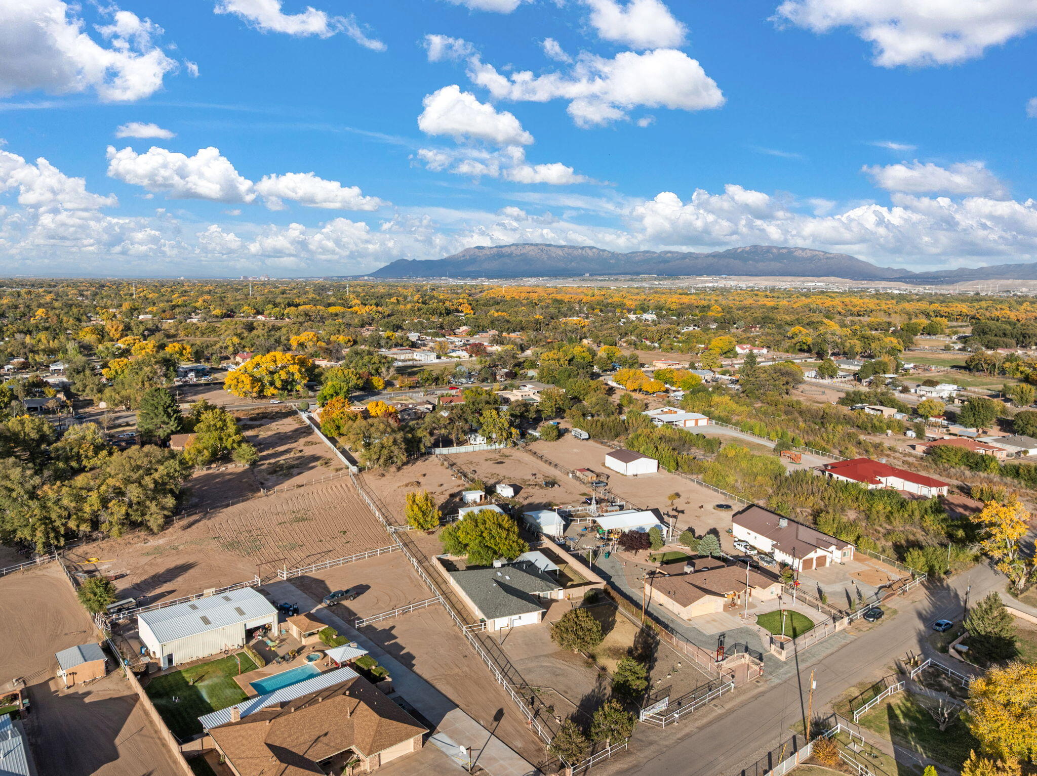 2233 Julie Avenue SW