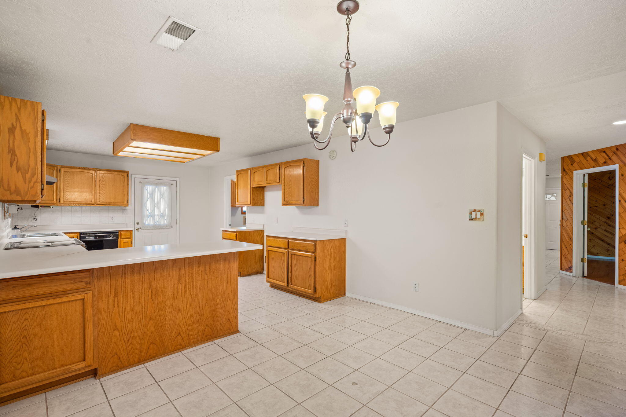 2233 Julie Avenue SW