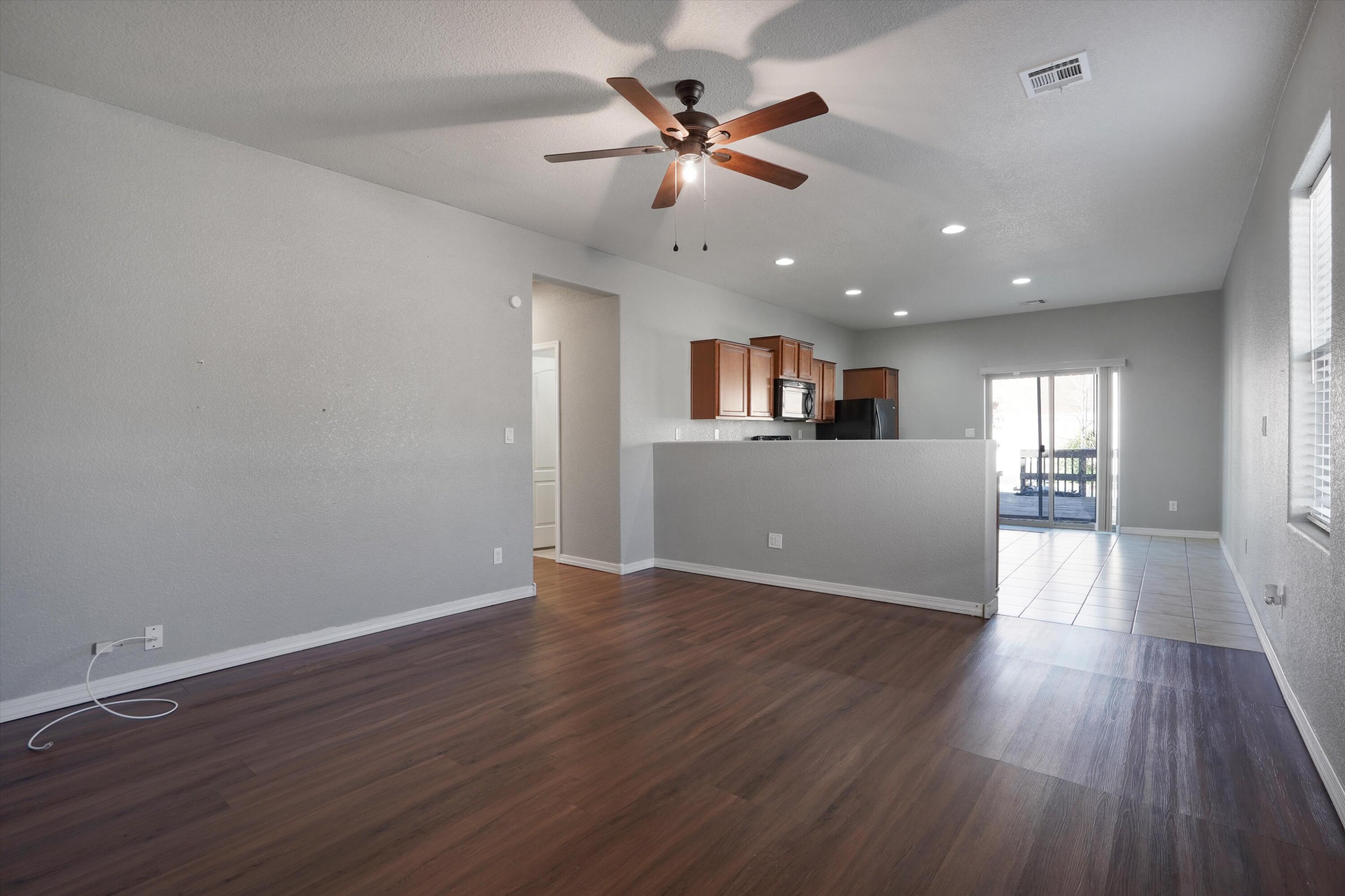 1709 Chisholm Trail NE