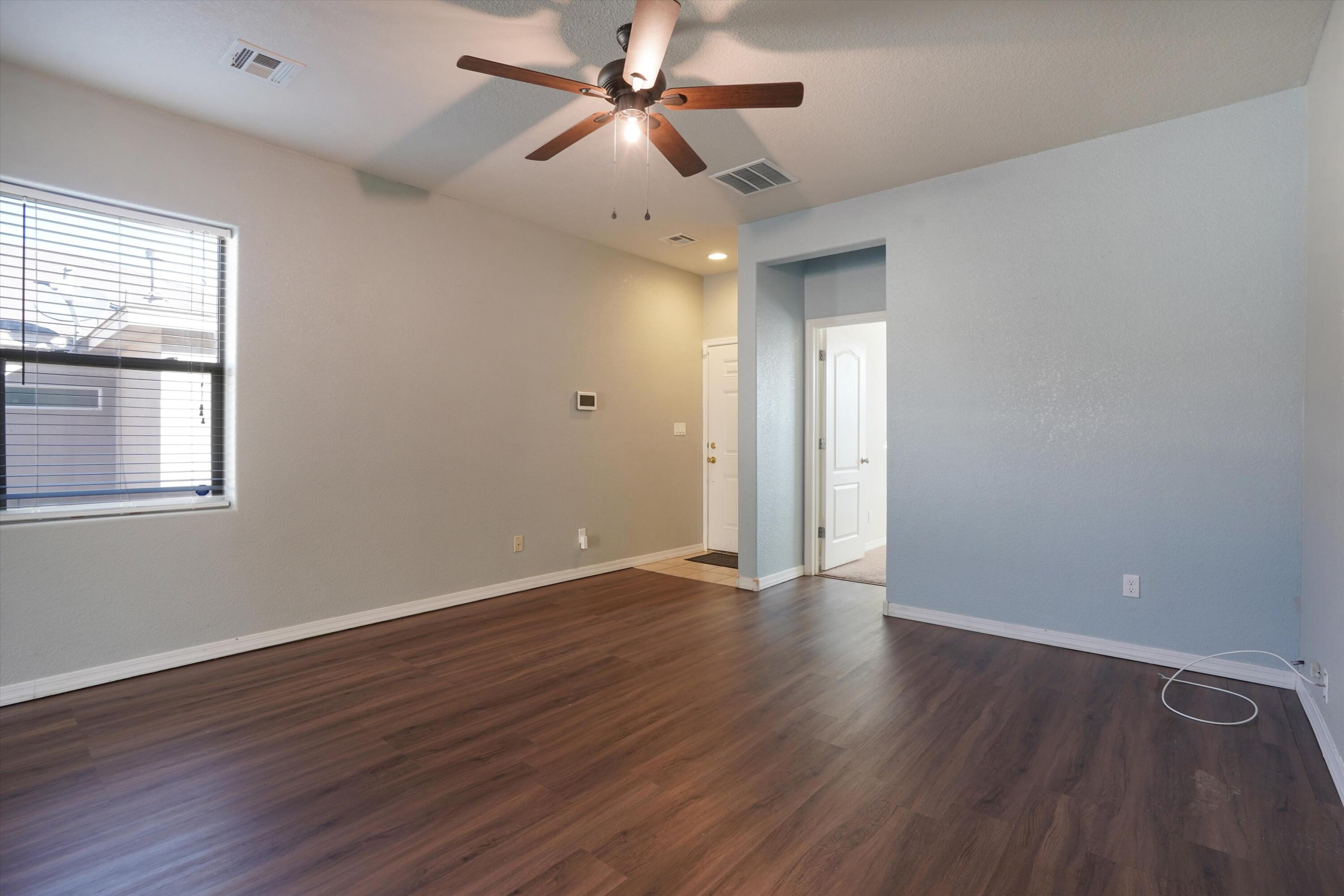 1709 Chisholm Trail NE